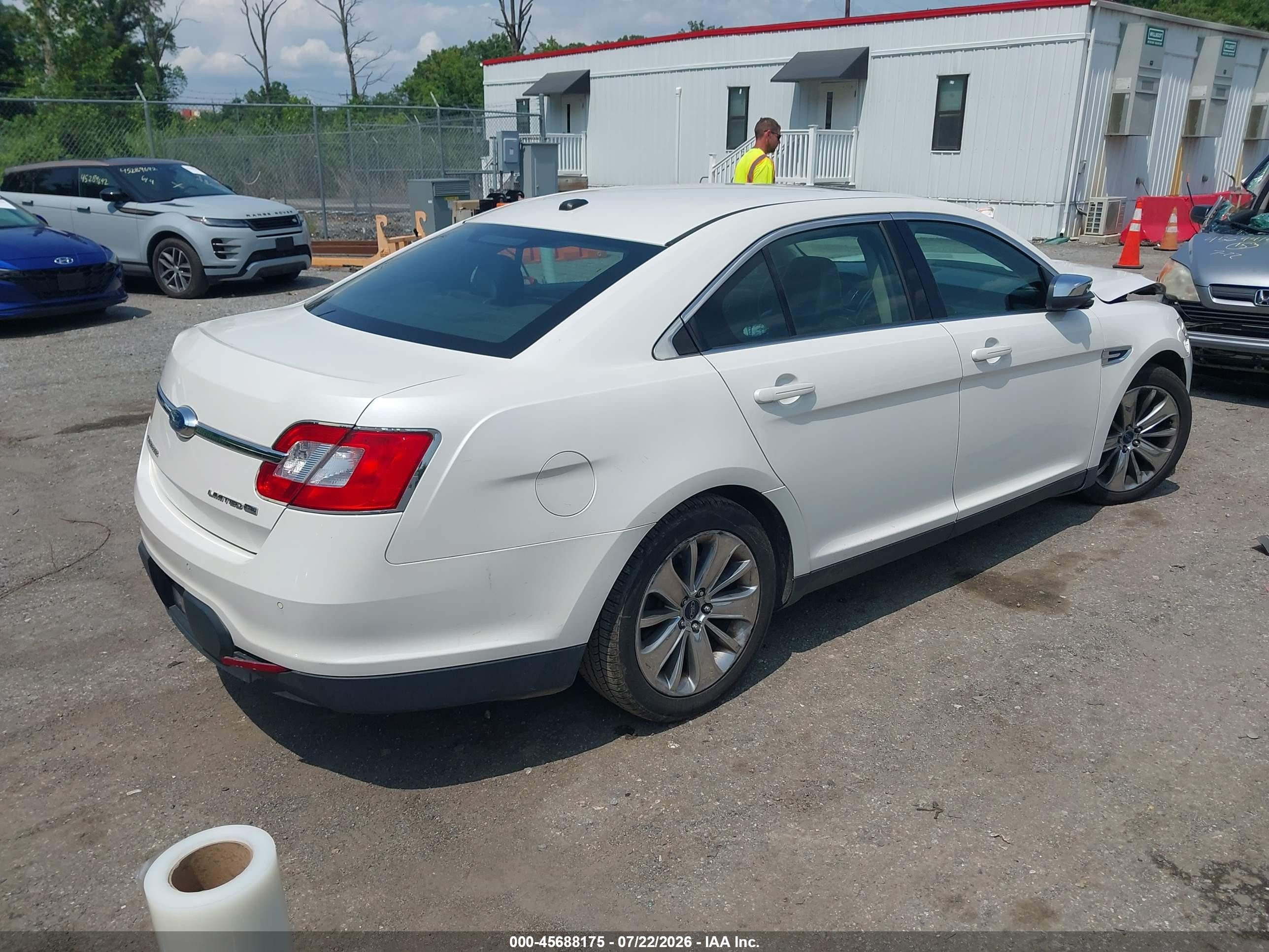 2012 Ford Taurus Limited White vin: 1FAHP2JW4CG137232