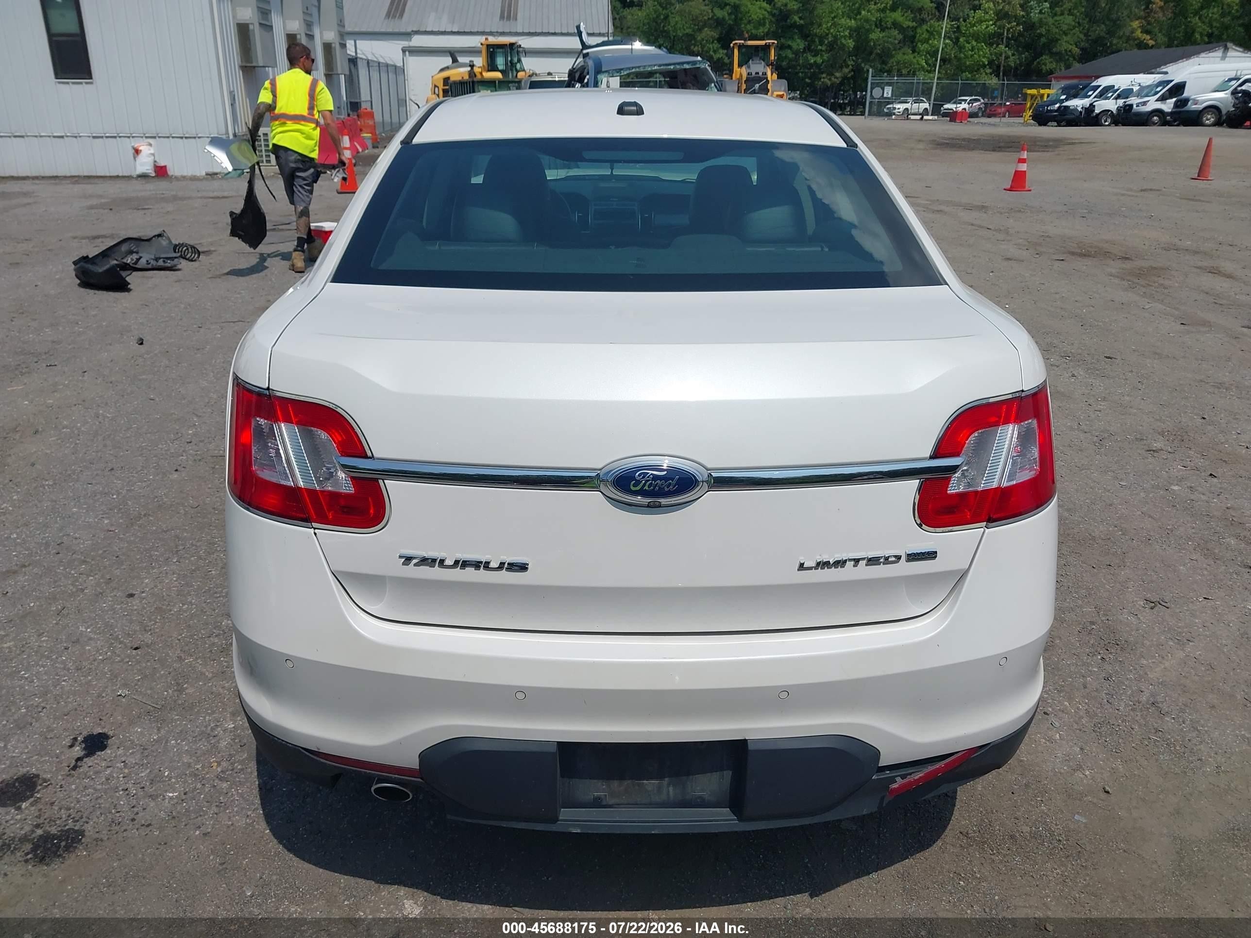 2012 Ford Taurus Limited White vin: 1FAHP2JW4CG137232