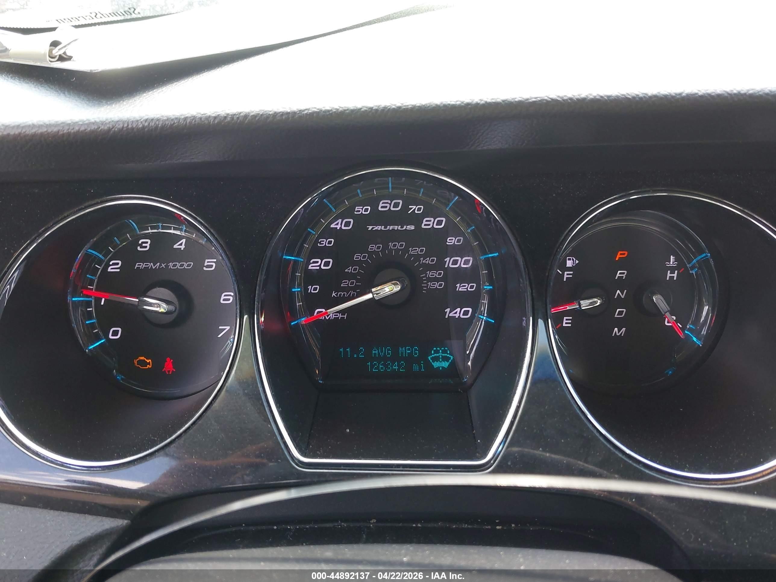 2010 Ford Taurus Limited Красный vin: 1FAHP2JW7AG149808