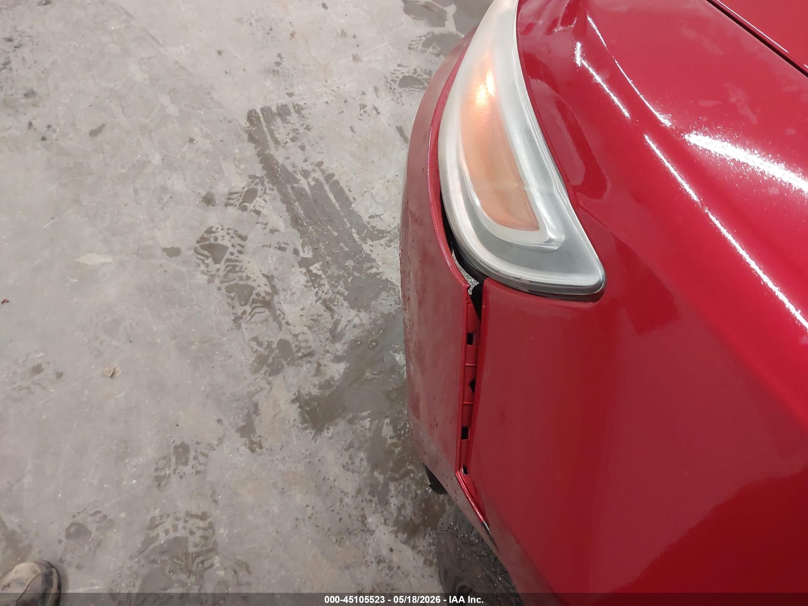 2010 Ford Taurus Limited Red vin: 1FAHP2JW8AG153267