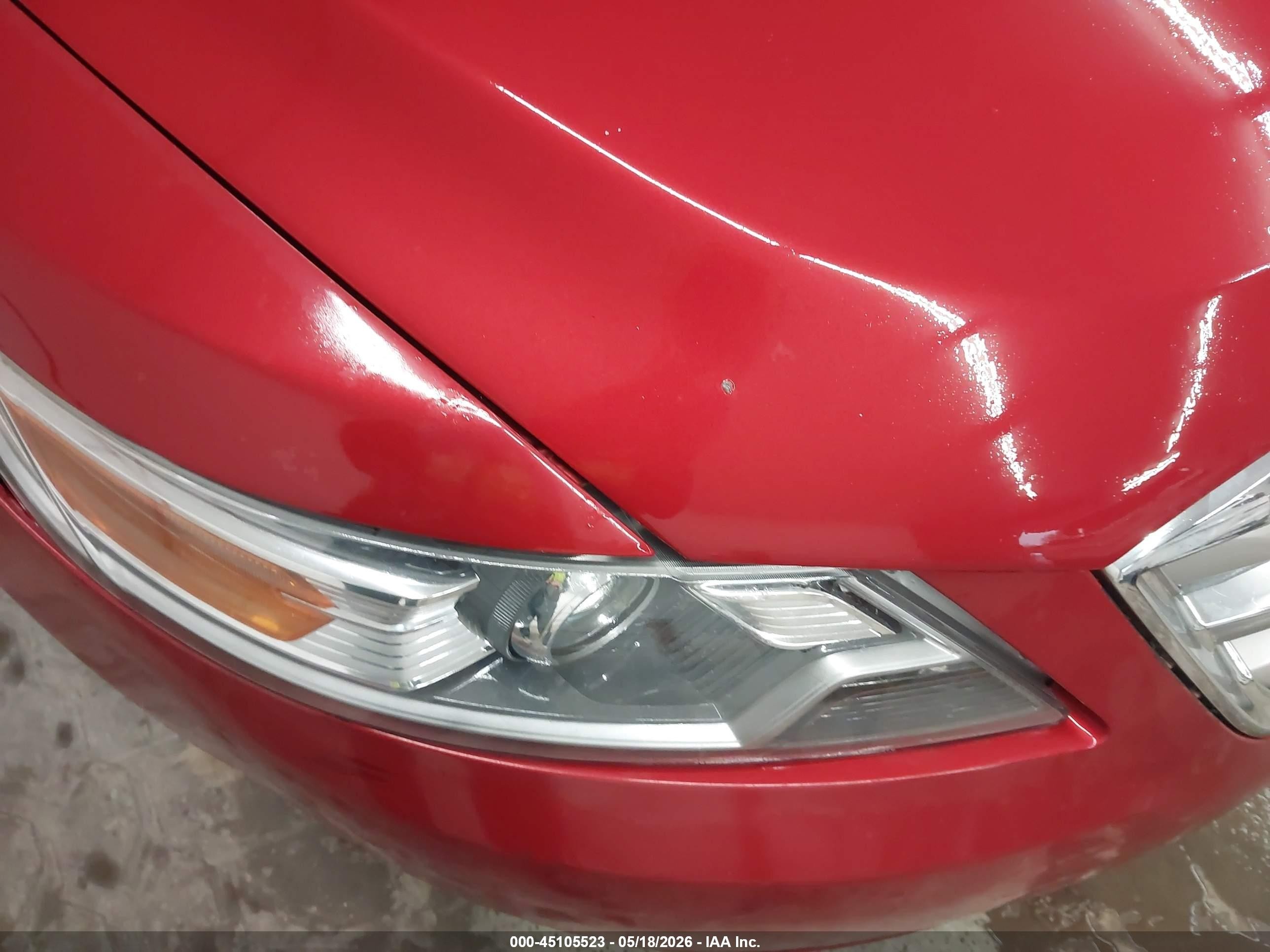 2010 Ford Taurus Limited Red vin: 1FAHP2JW8AG153267