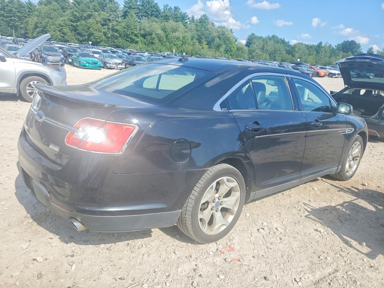 2010 Ford Taurus Черный vin: 1FAHP2KT0AG108277