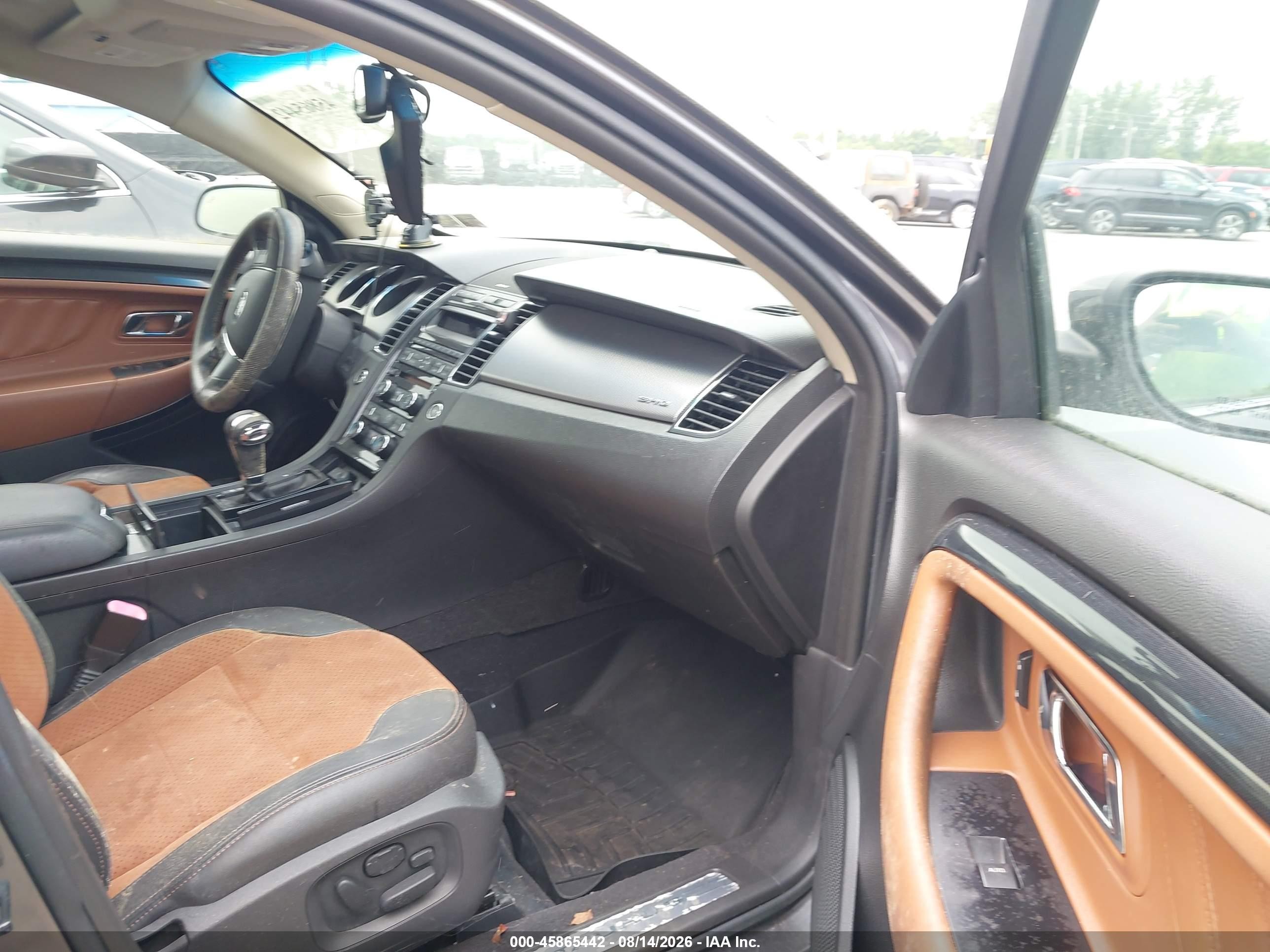 2011 Ford Taurus Sho Gray vin: 1FAHP2KT0BG128255