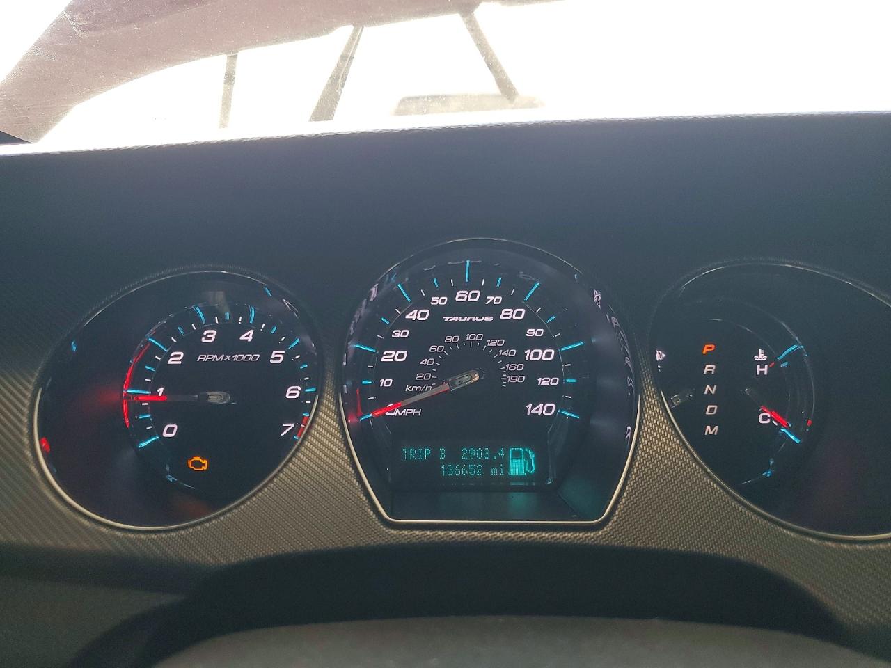 2011 Ford Taurus Sho Red vin: 1FAHP2KT0BG140891