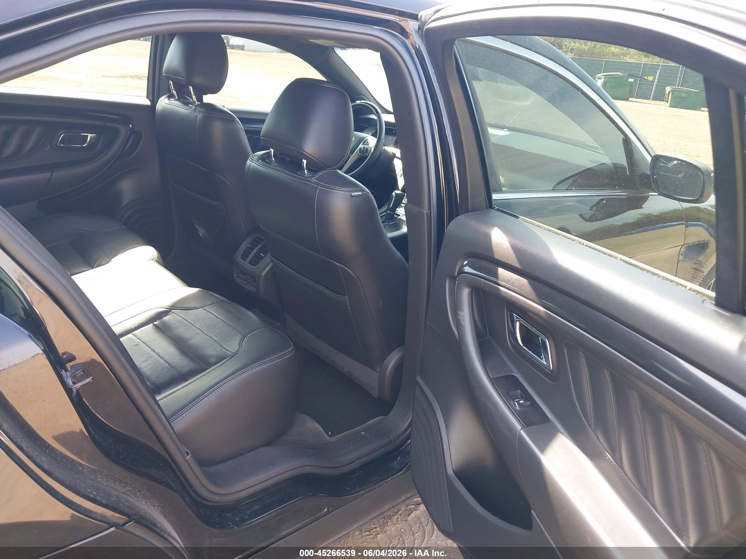 2013 Ford Taurus Sho Black vin: 1FAHP2KT0DG111877