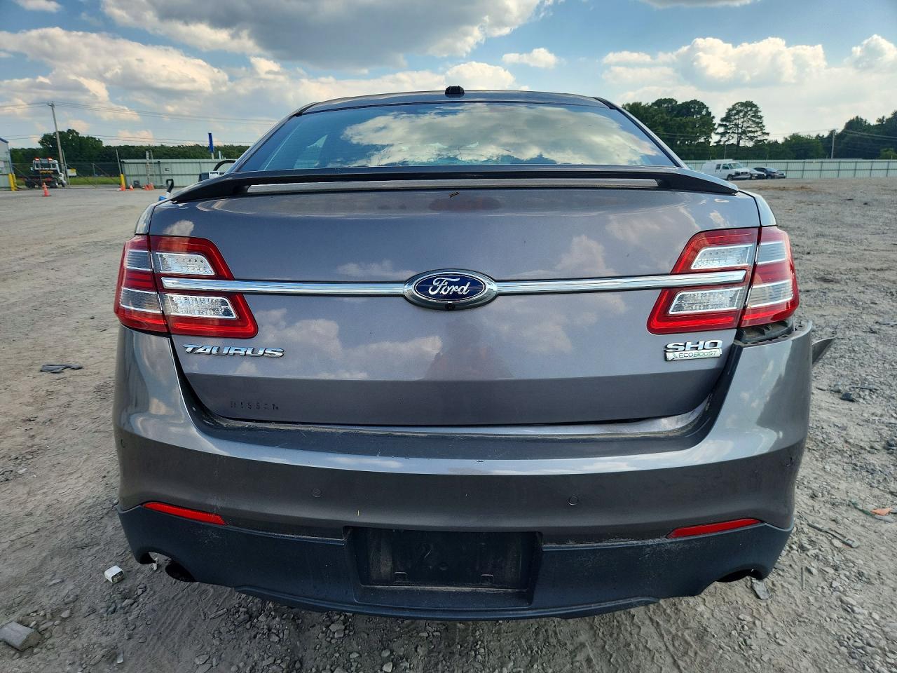 2013 Ford Taurus Gray vin: 1FAHP2KT0DG209646
