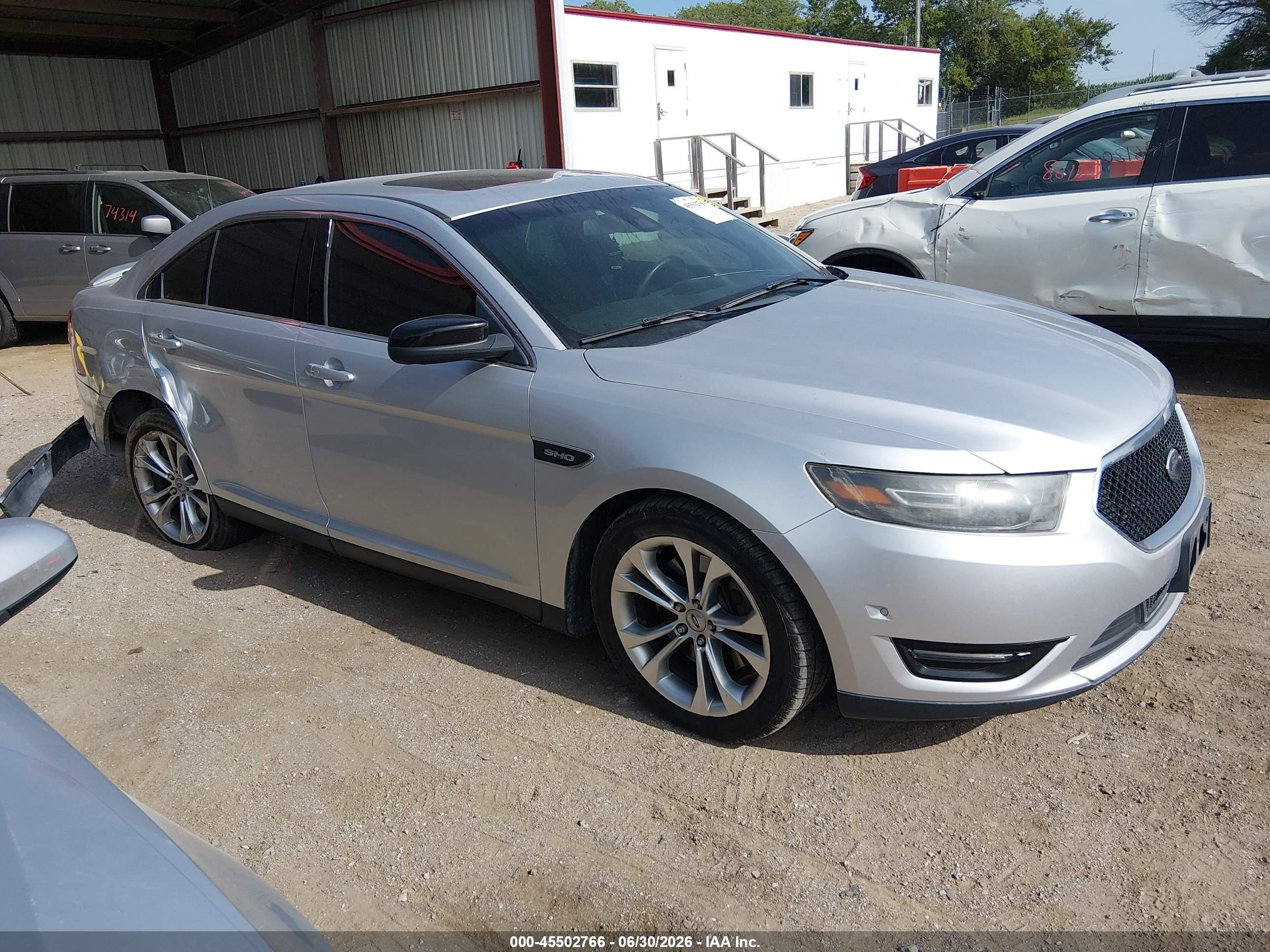 2014 Ford Taurus Sho Silver vin: 1FAHP2KT0EG129006