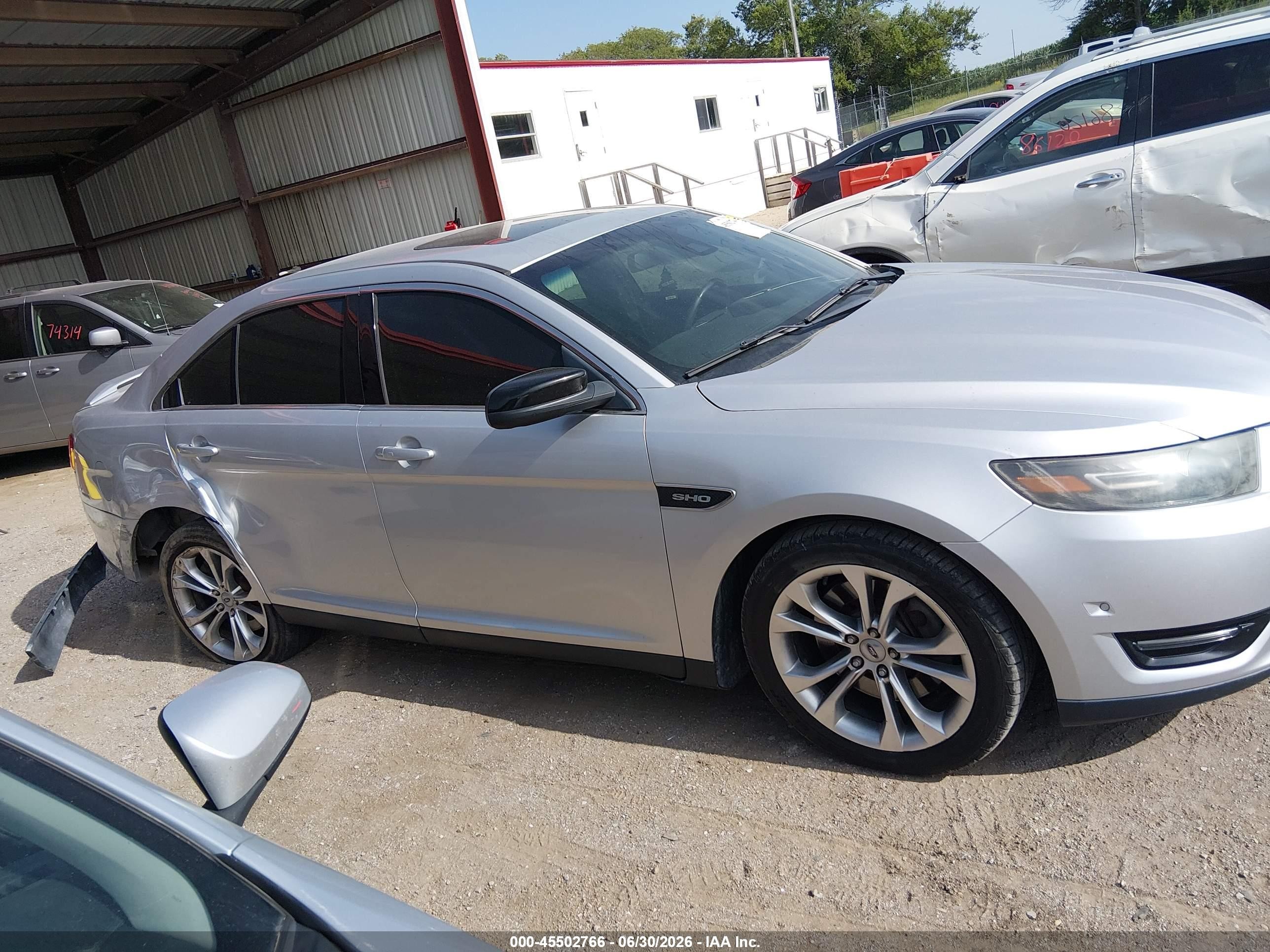 2014 Ford Taurus Sho Silver vin: 1FAHP2KT0EG129006
