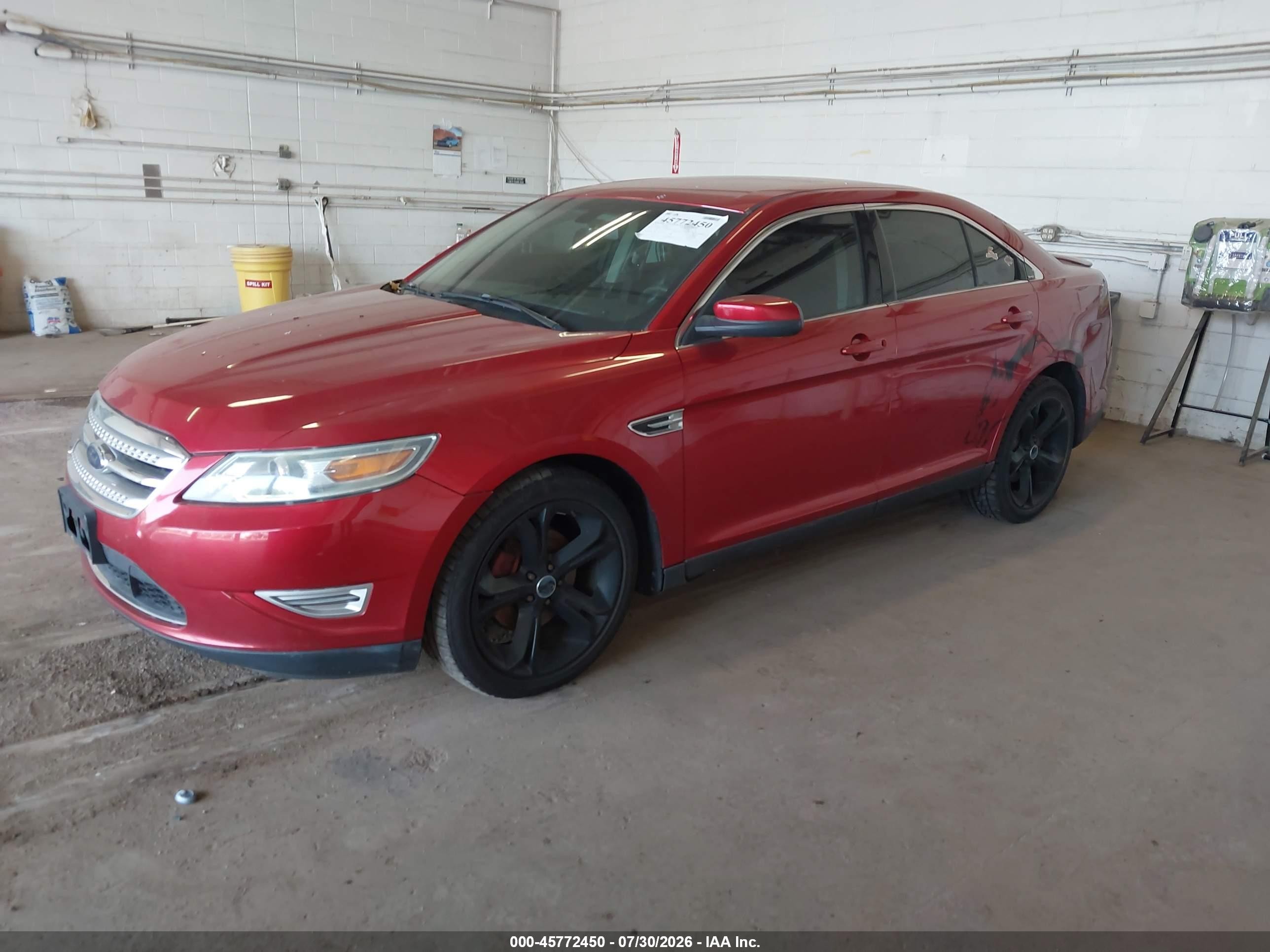 2010 Ford Taurus Sho Красный vin: 1FAHP2KT1AG101161