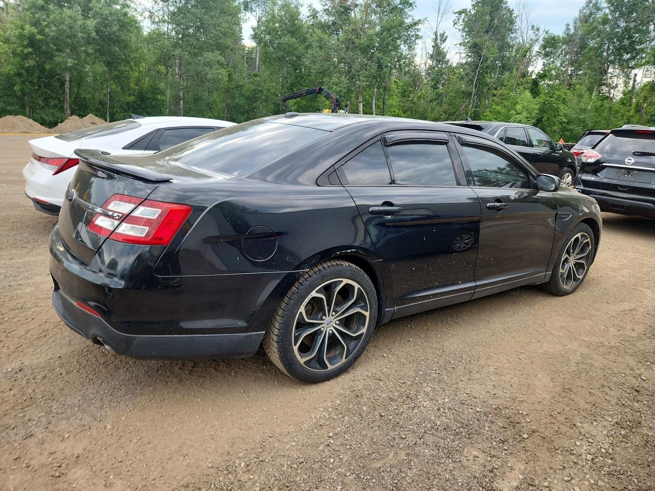 2013 Ford Taurus Sho Black vin: 1FAHP2KT1DG145424