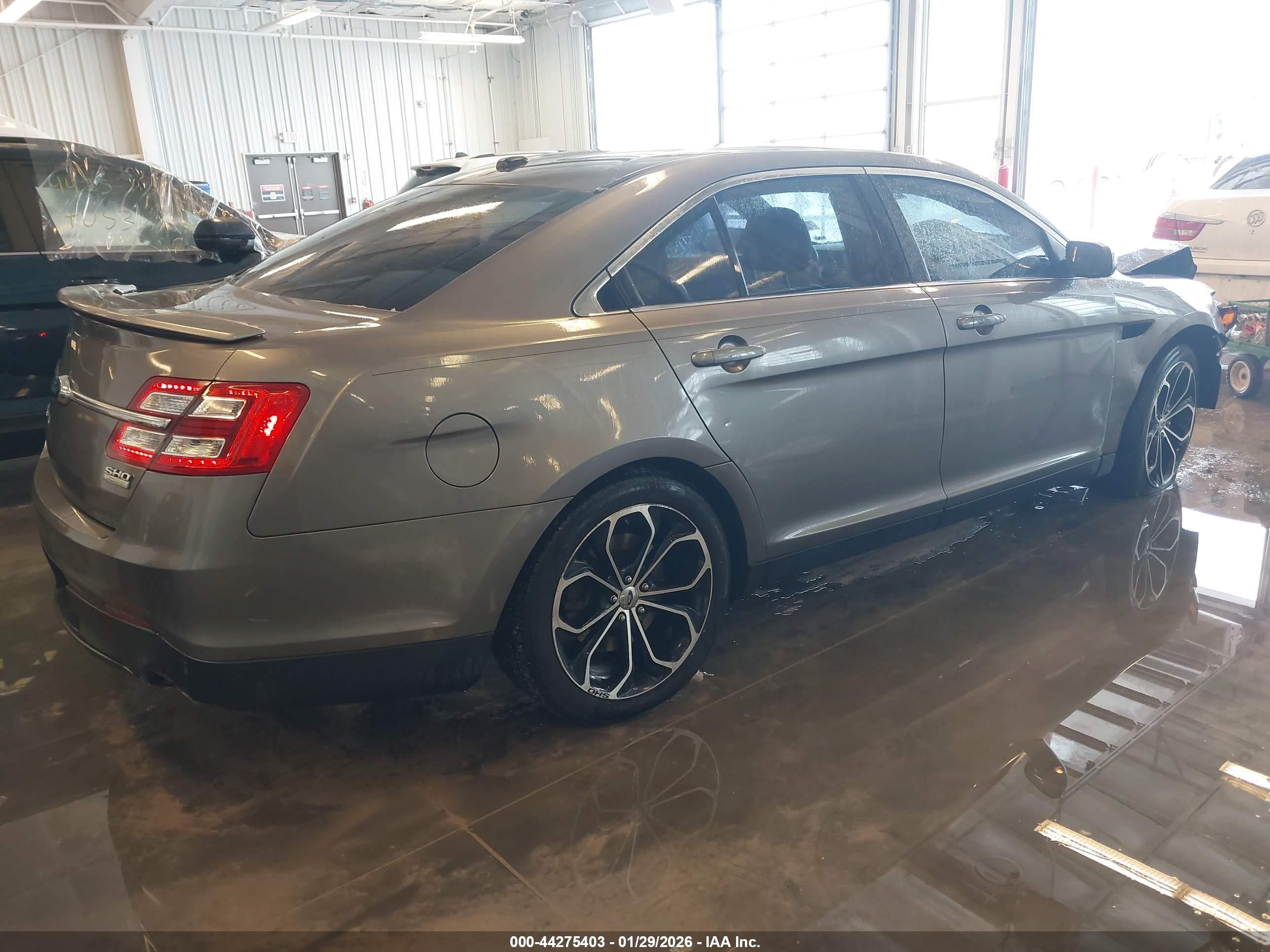 2013 Ford Taurus Sho Gray vin: 1FAHP2KT1DG159422