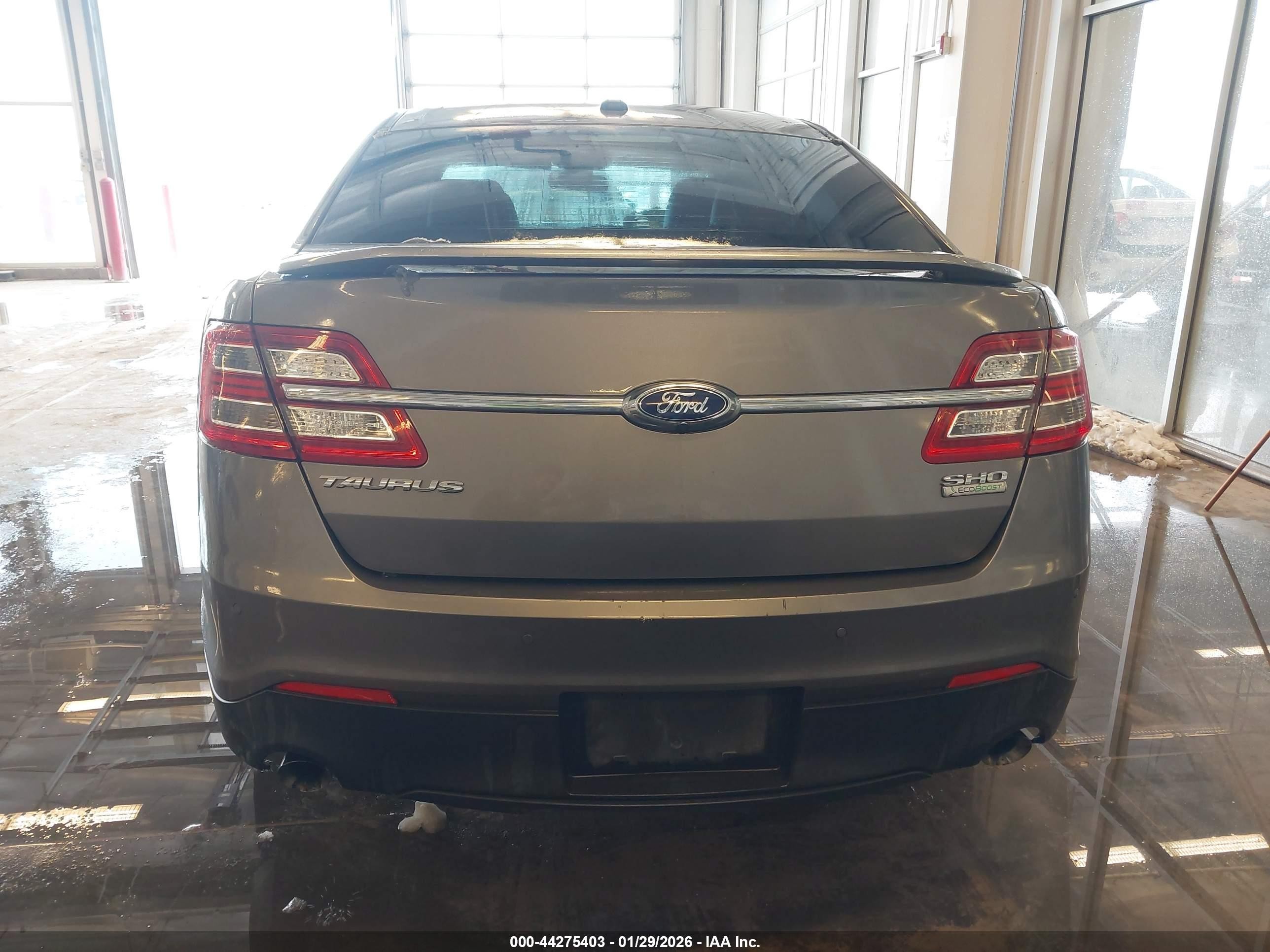 2013 Ford Taurus Sho Gray vin: 1FAHP2KT1DG159422