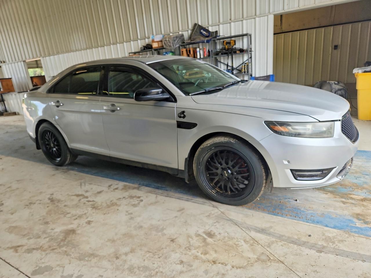 2014 Ford Taurus Sho Silver vin: 1FAHP2KT1EG135963