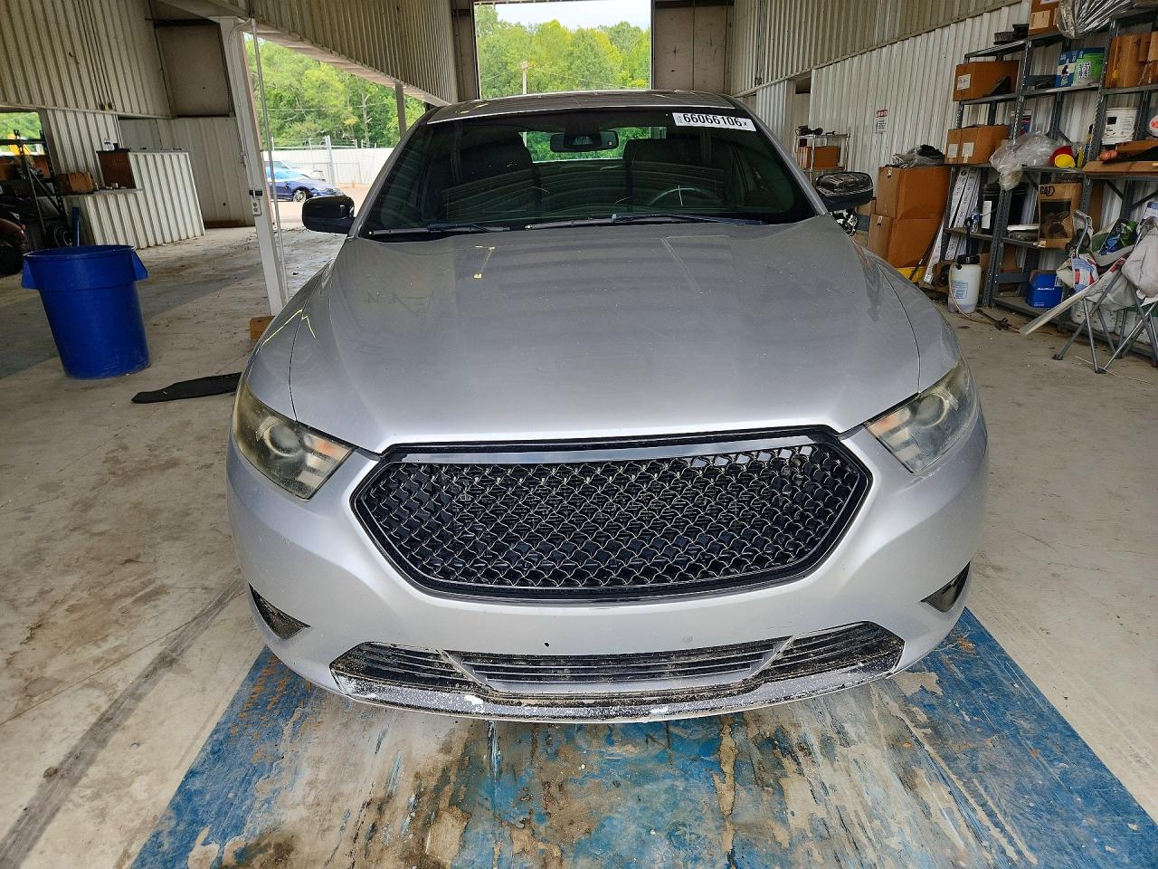 2014 Ford Taurus Sho Silver vin: 1FAHP2KT1EG135963