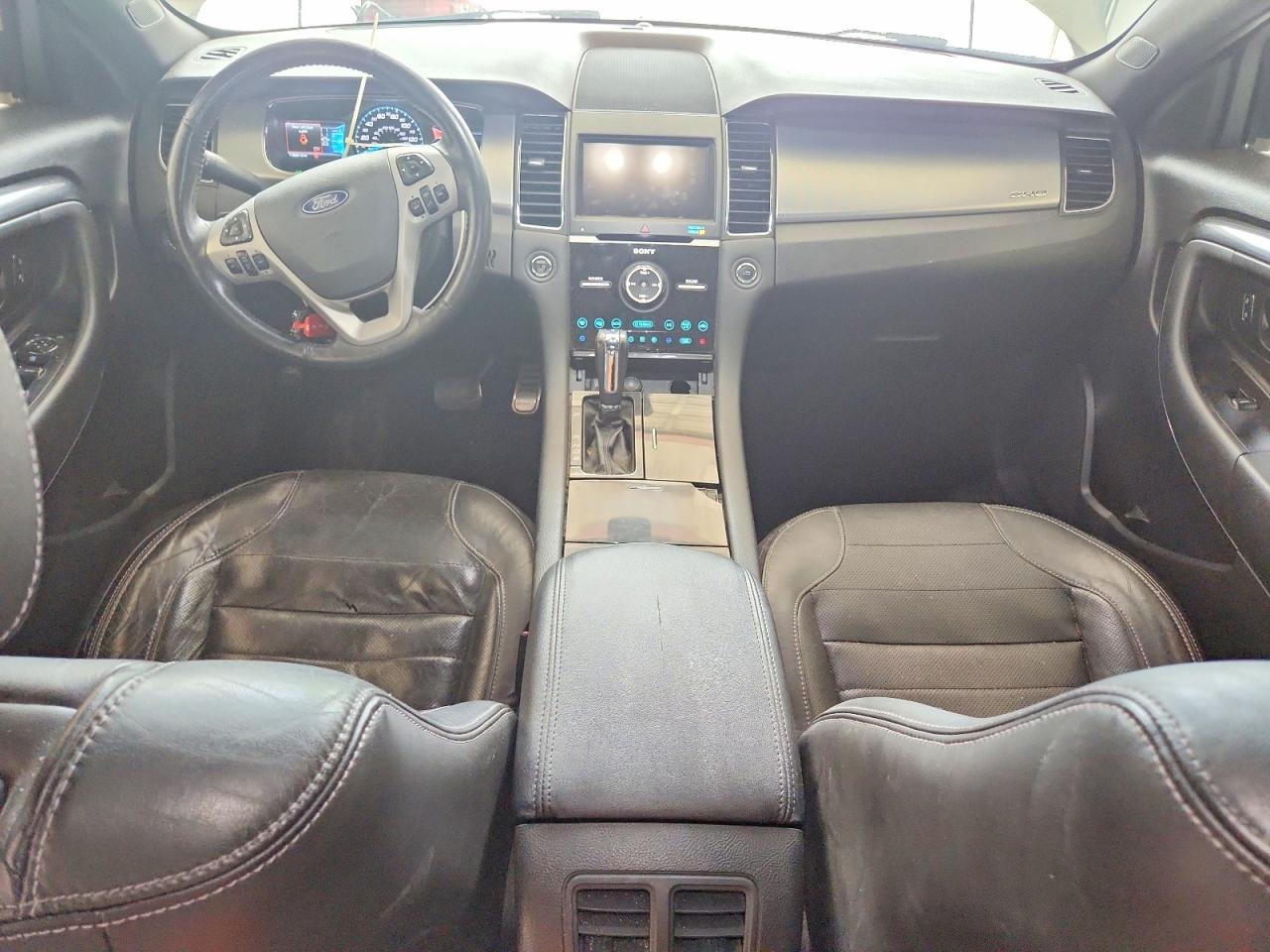 2014 Ford Taurus Sho Silver vin: 1FAHP2KT1EG135963