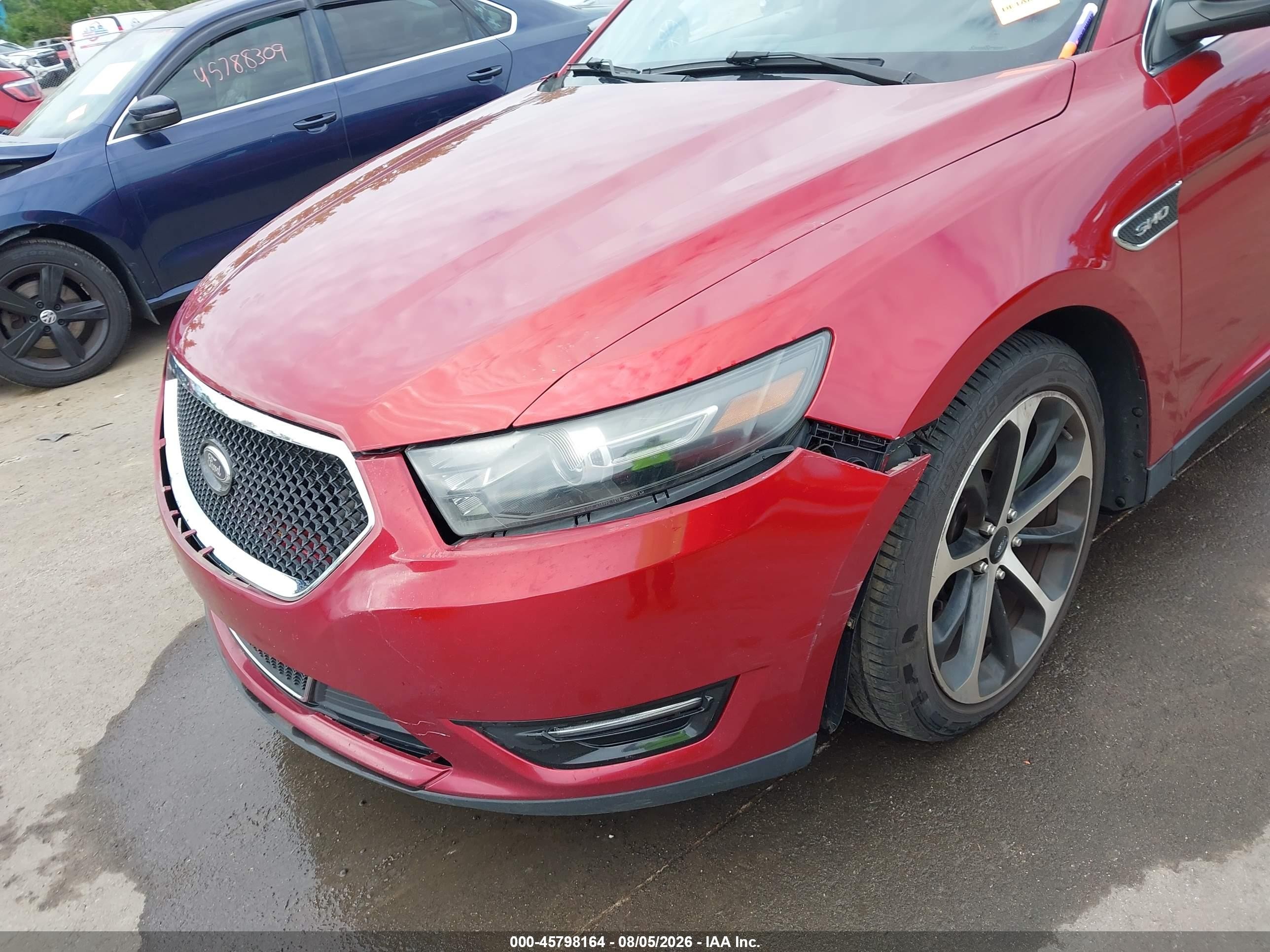 2015 Ford Taurus Sho Red vin: 1FAHP2KT1FG121823
