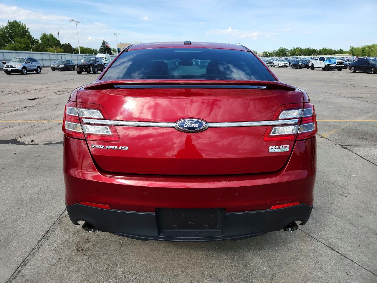 2017 Ford Taurus Sho Красный vin: 1FAHP2KT1HG135191