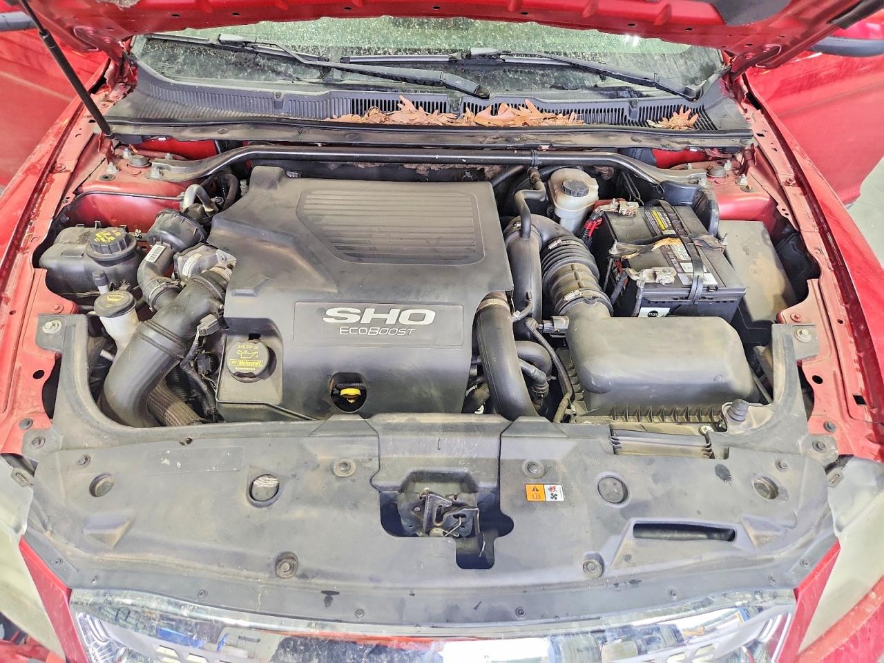 2010 Ford Taurus Sho Burgundy vin: 1FAHP2KT2AG119717