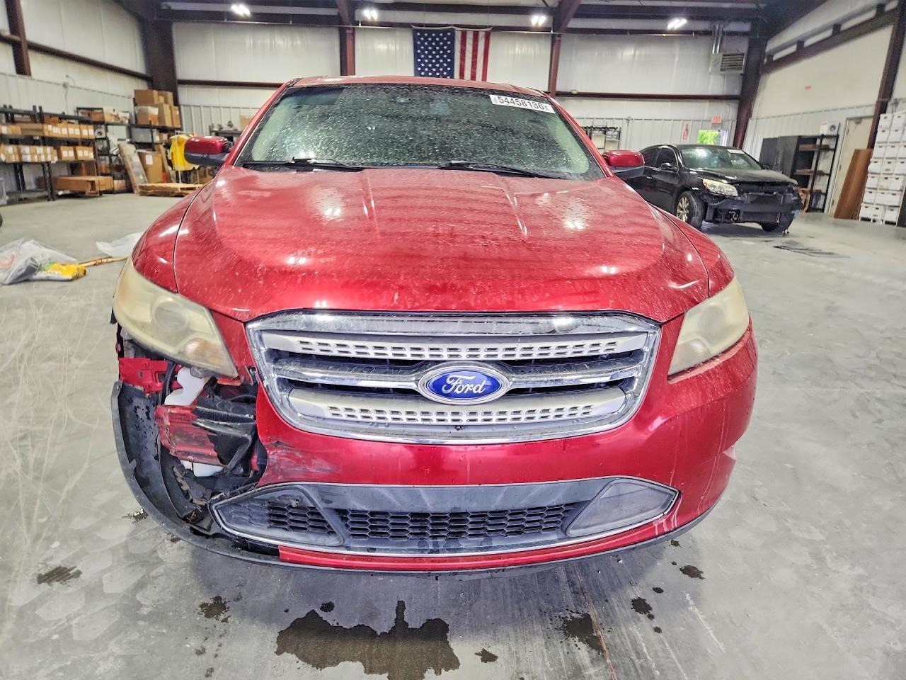 2010 Ford Taurus Sho Burgundy vin: 1FAHP2KT2AG119717