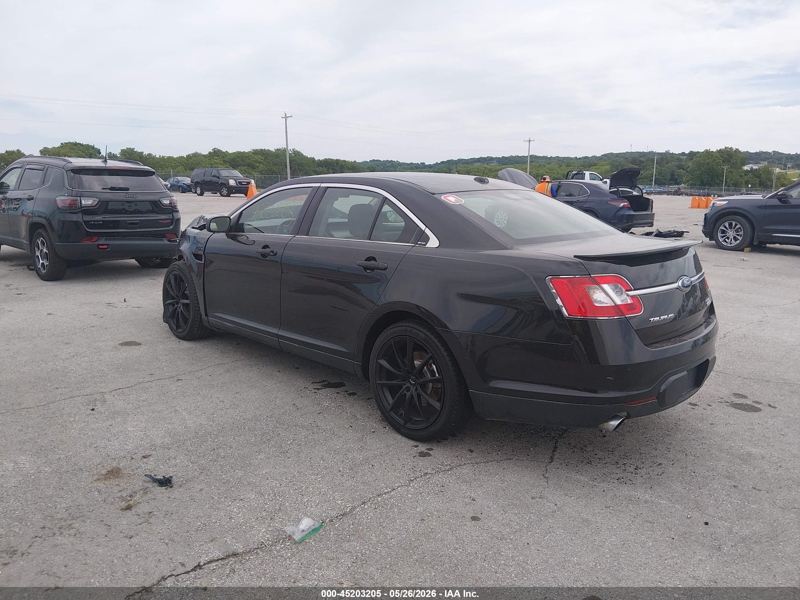 2010 Ford Taurus Sho Black vin: 1FAHP2KT2AG120480