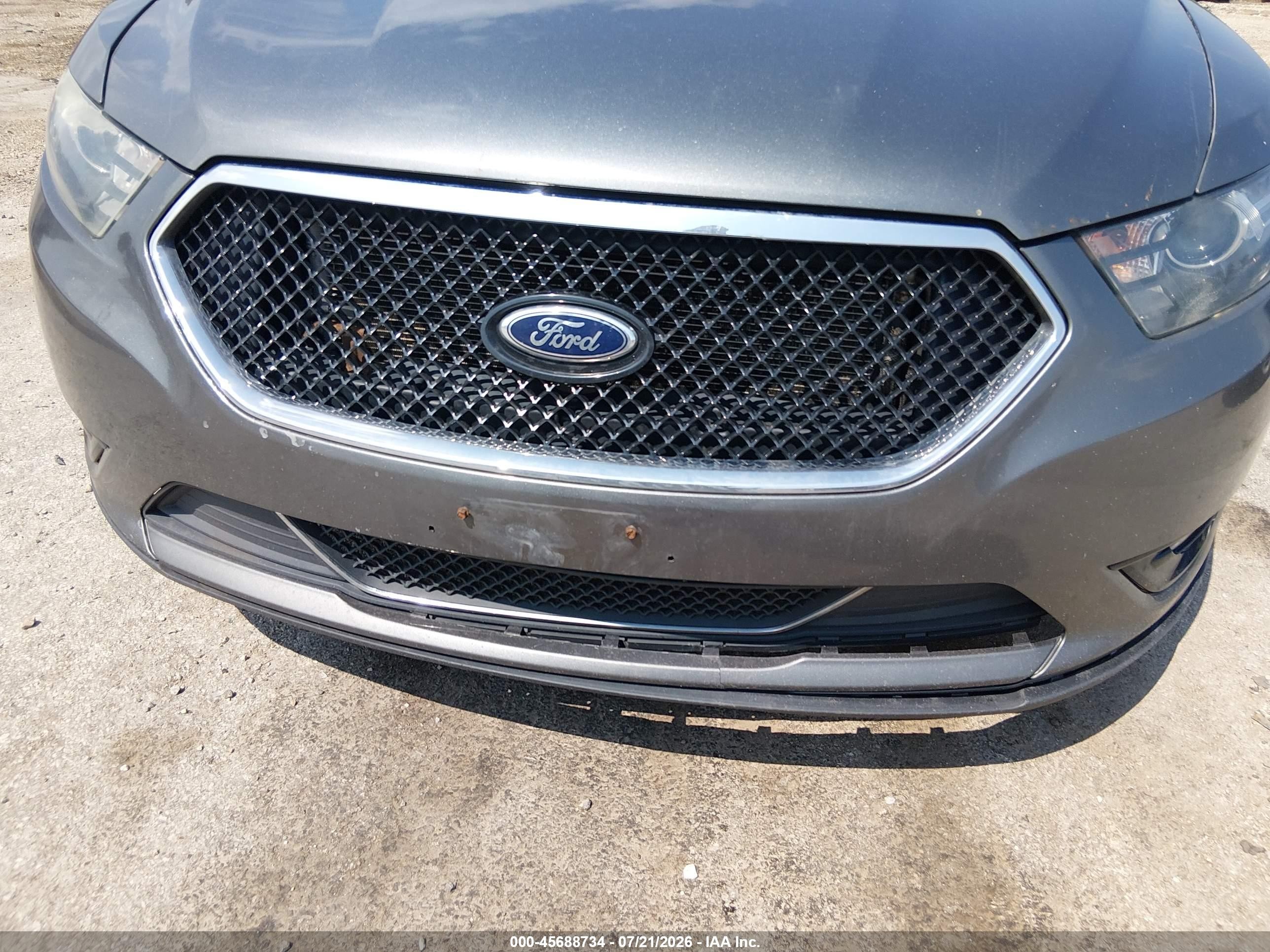 2013 Ford Taurus Sho Gray vin: 1FAHP2KT2DG114523