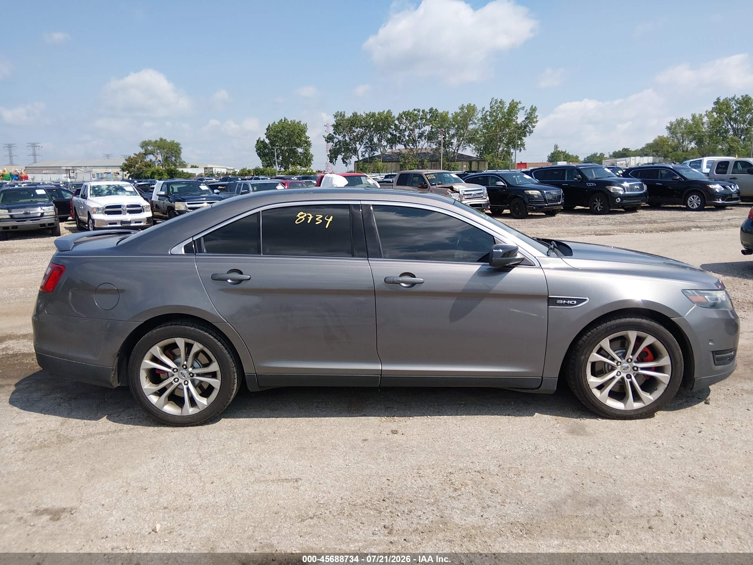 2013 Ford Taurus Sho Gray vin: 1FAHP2KT2DG114523