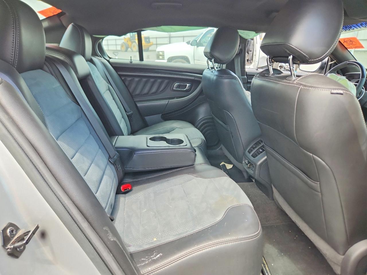 2013 Ford Taurus Sho Silver vin: 1FAHP2KT2DG136392