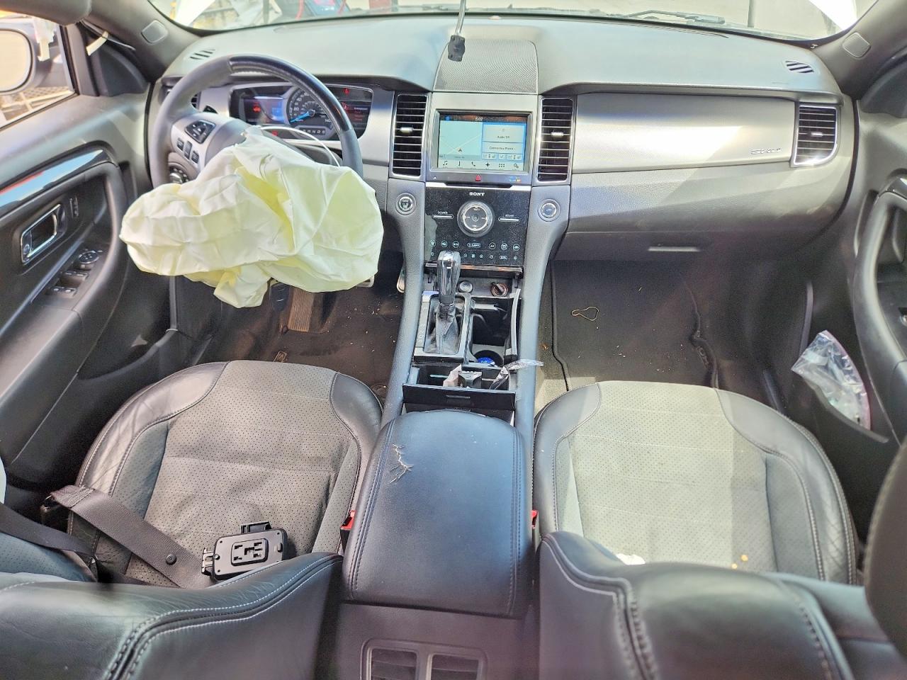 2013 Ford Taurus Sho Silver vin: 1FAHP2KT2DG136392