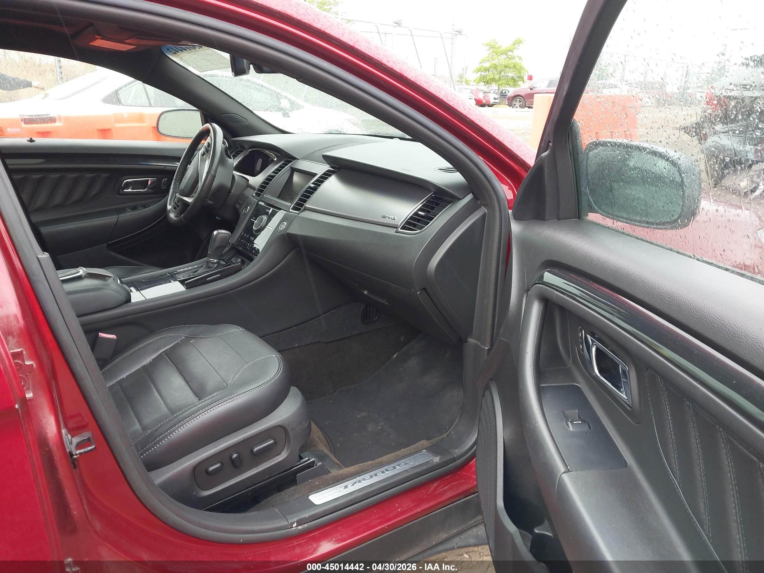 2013 Ford Taurus Sho Красный vin: 1FAHP2KT2DG163964
