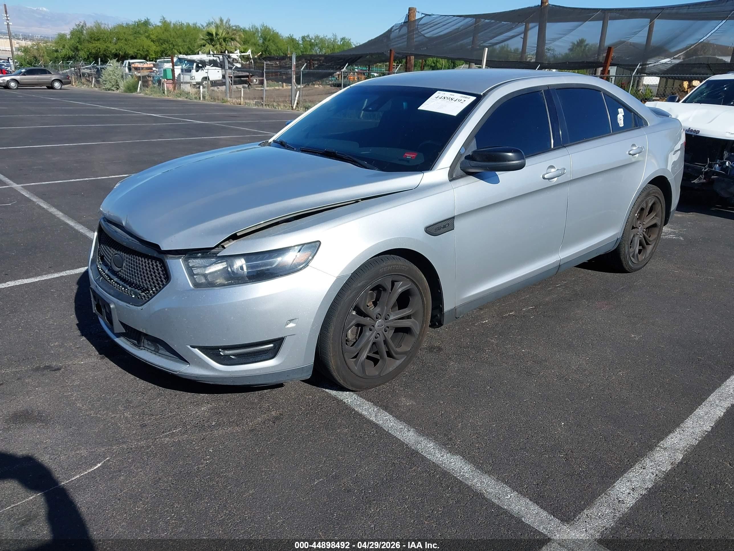2013 Ford Taurus Sho Silver vin: 1FAHP2KT2DG167447