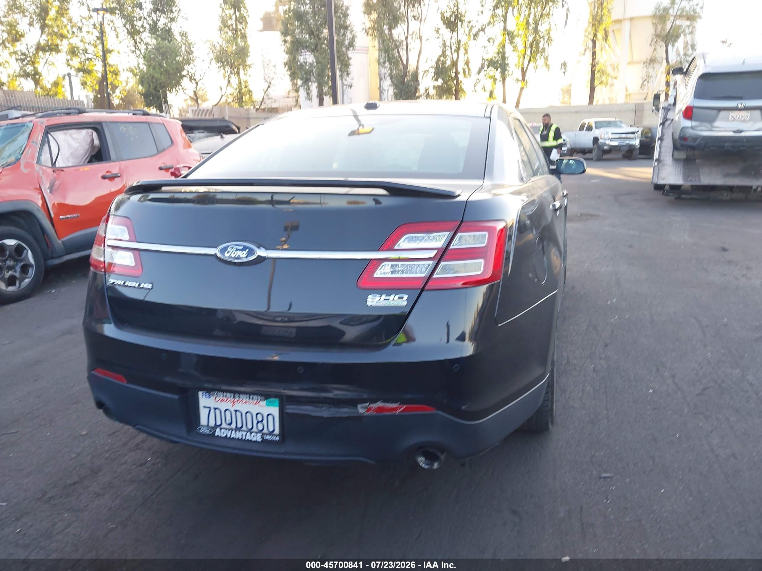 2014 Ford Taurus Sho Black vin: 1FAHP2KT2EG127600