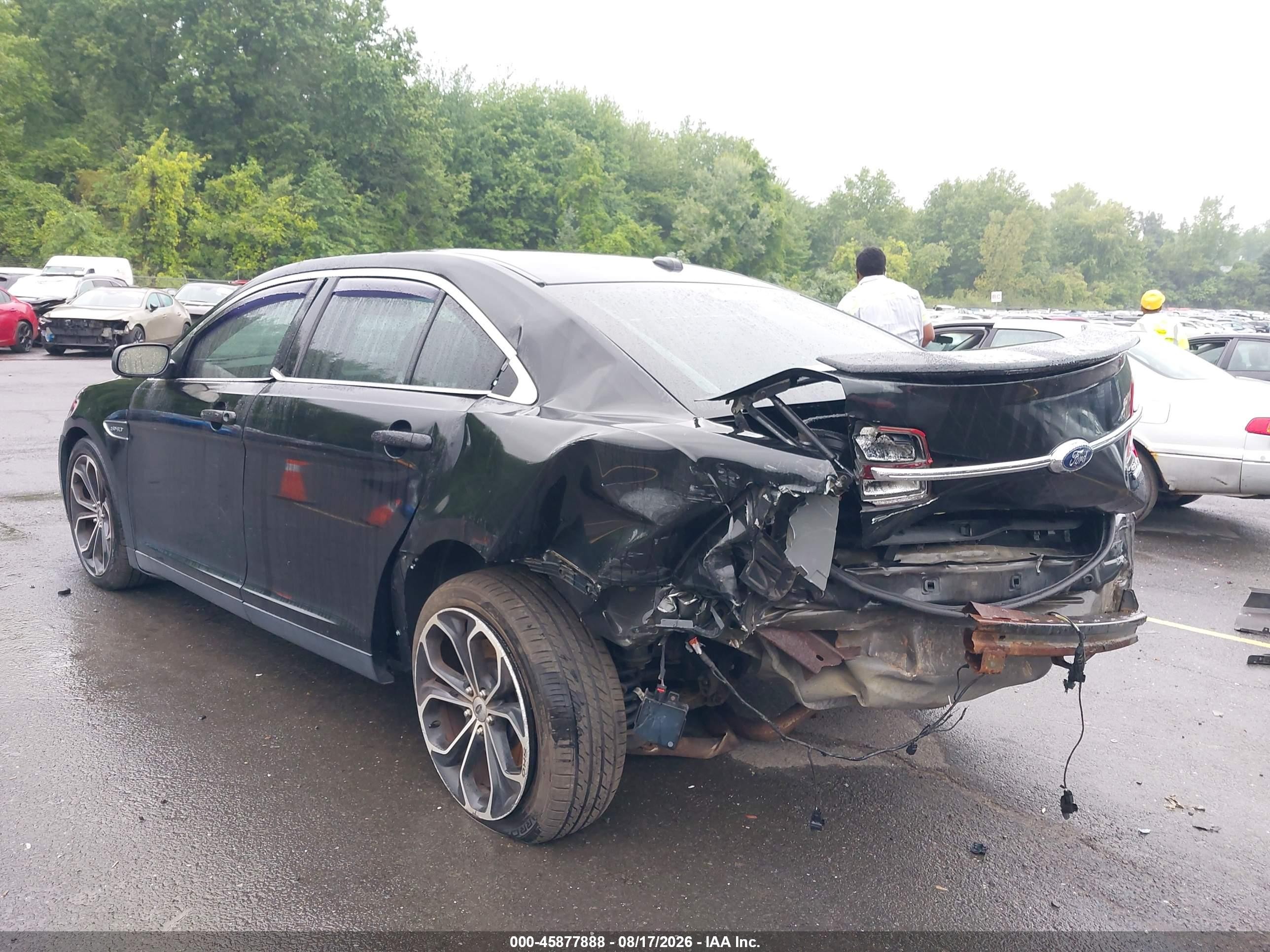 2014 Ford Taurus Sho Black vin: 1FAHP2KT2EG132537