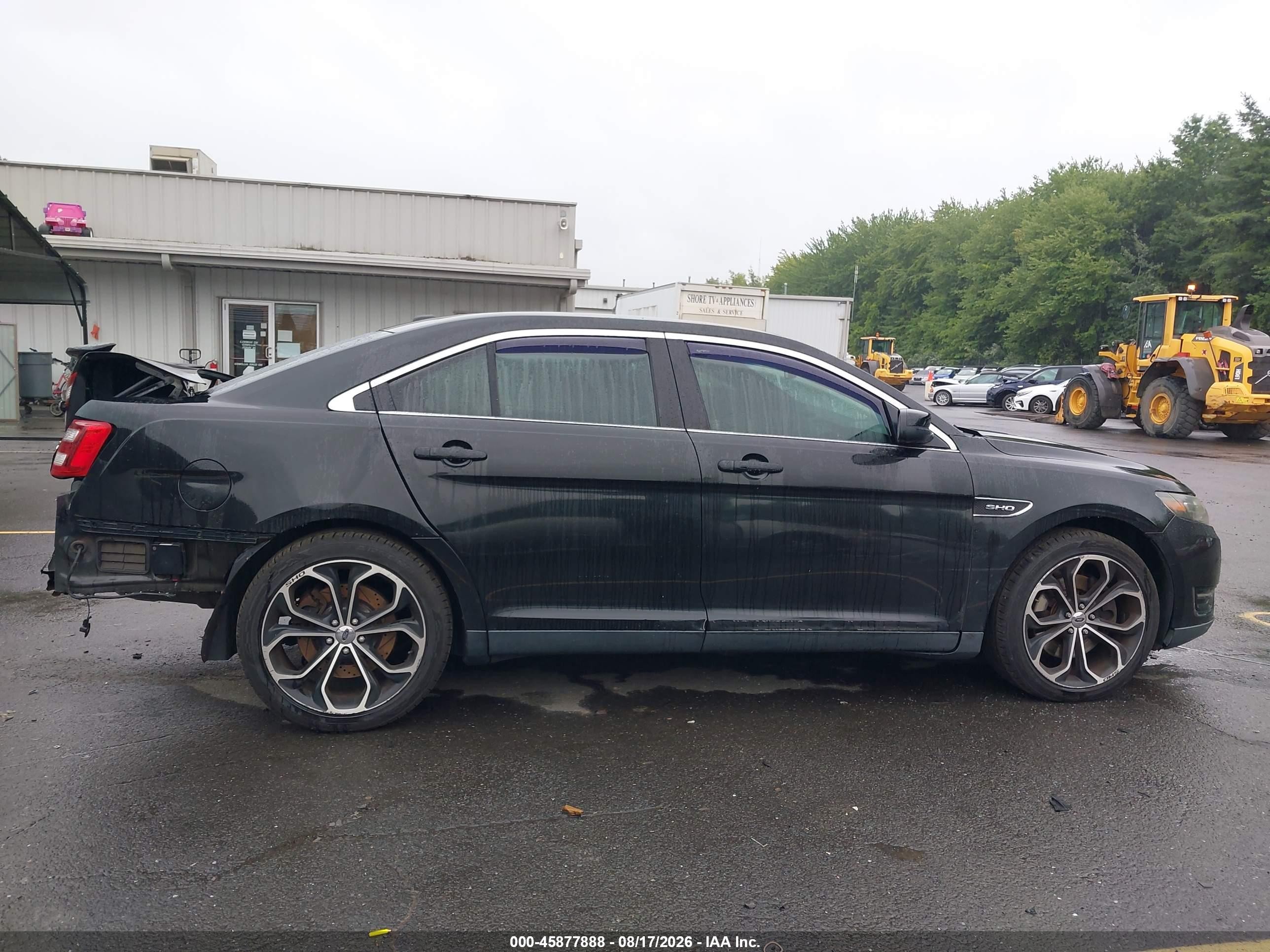 2014 Ford Taurus Sho Black vin: 1FAHP2KT2EG132537