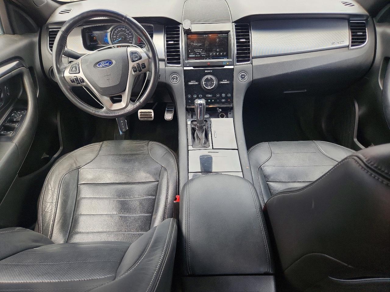 2014 Ford Taurus Sho Red vin: 1FAHP2KT2EG181754