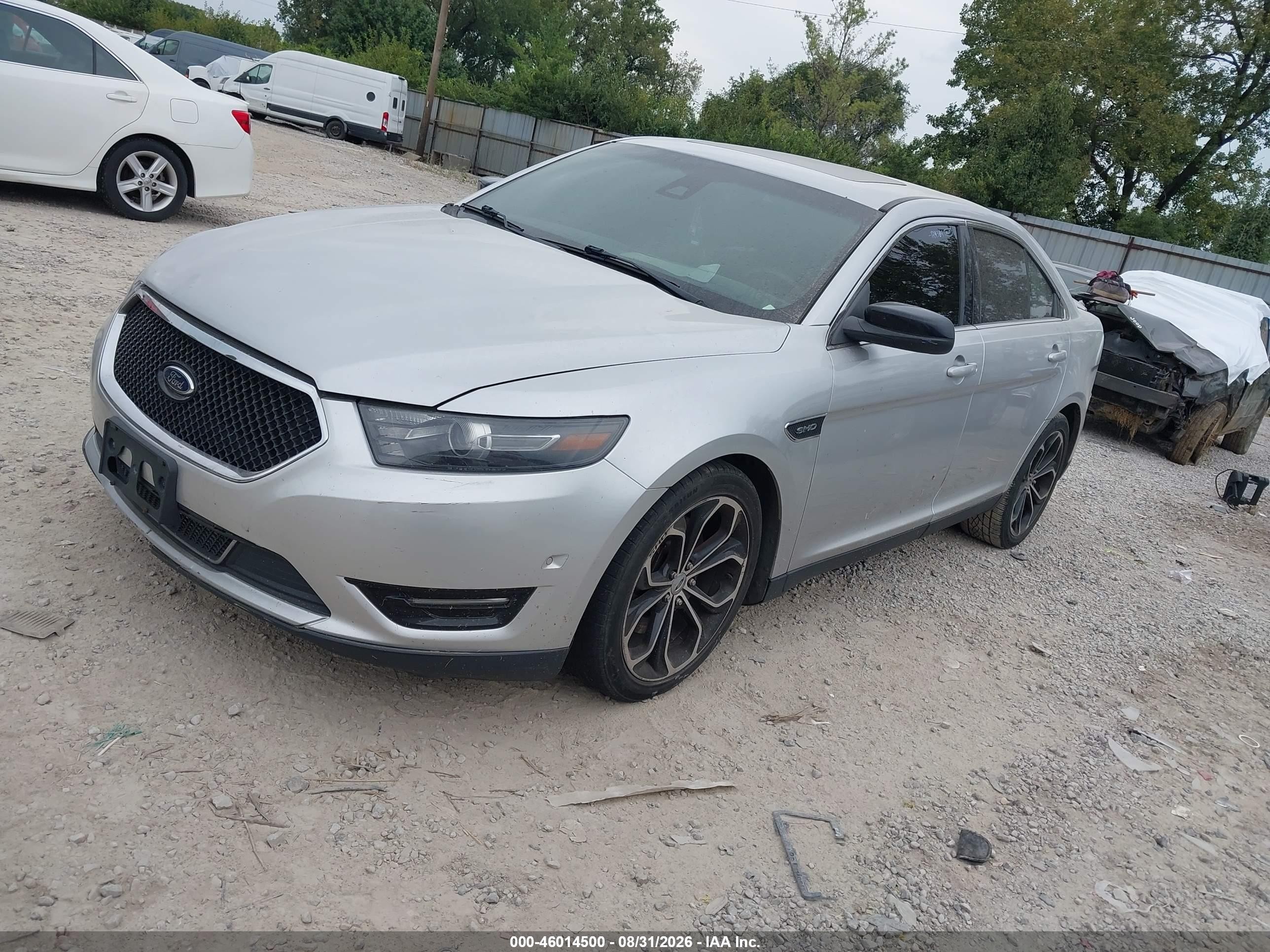 2013 Ford Taurus Sho Silver vin: 1FAHP2KT3DG116233