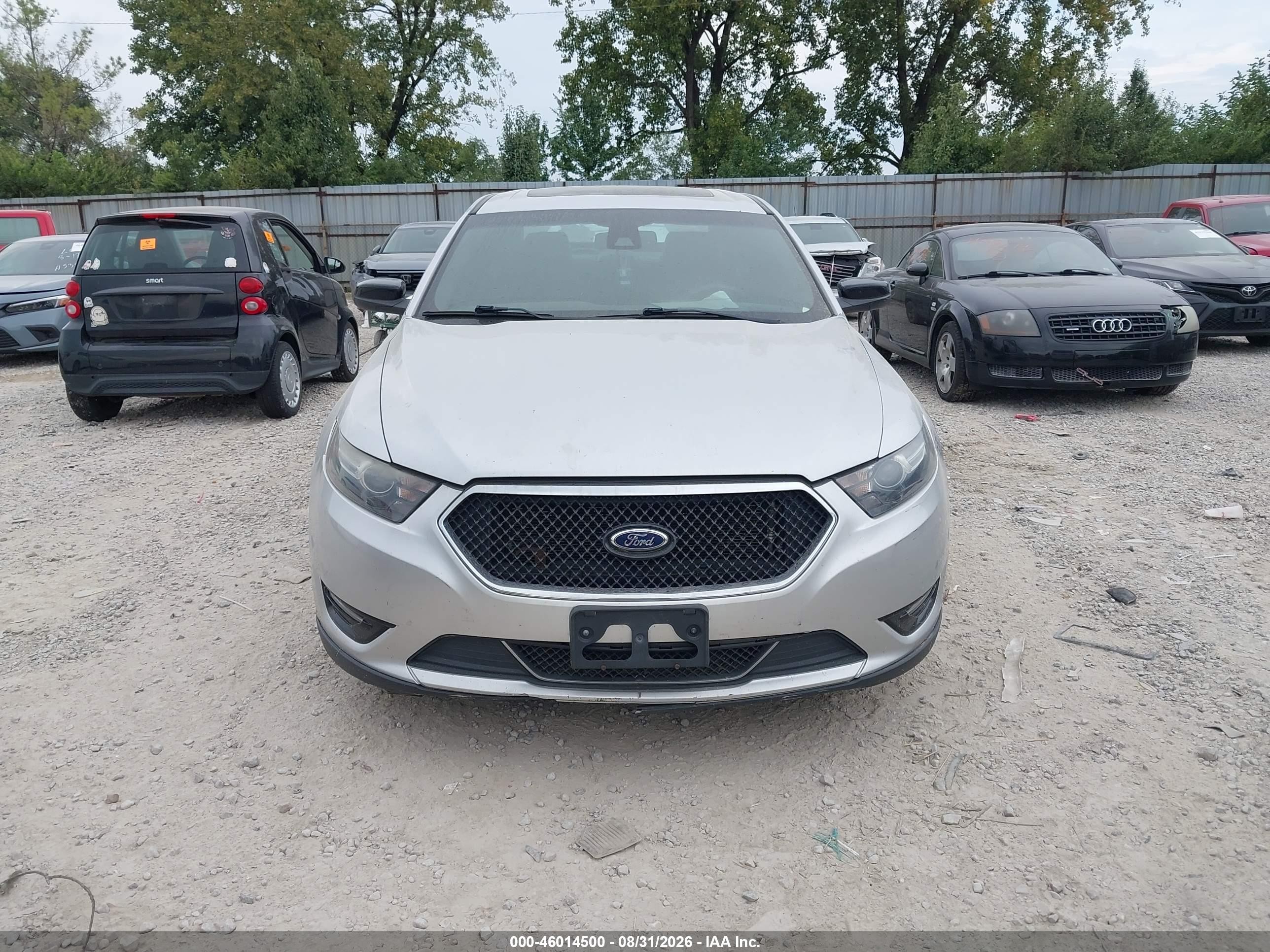 2013 Ford Taurus Sho Silver vin: 1FAHP2KT3DG116233