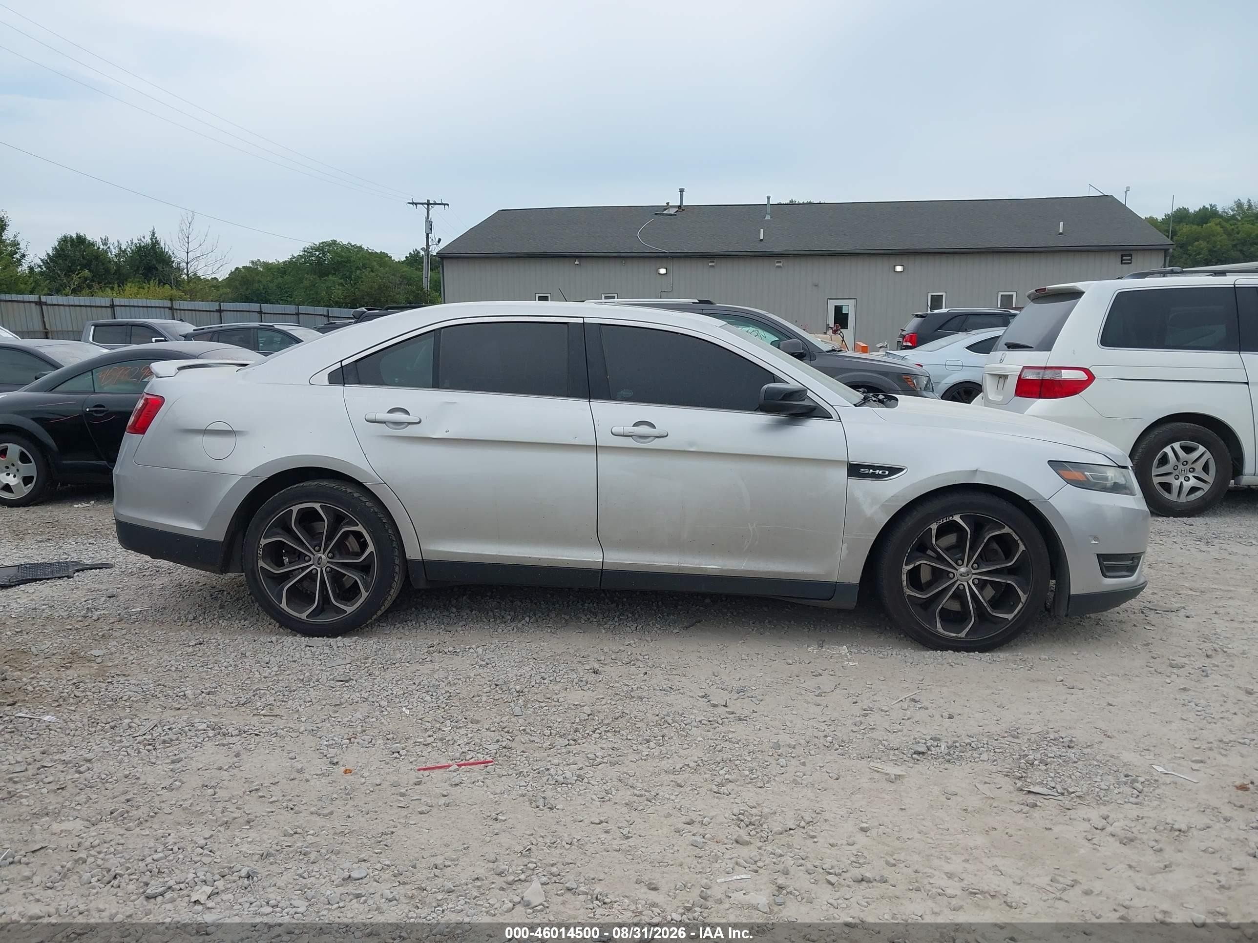 2013 Ford Taurus Sho Silver vin: 1FAHP2KT3DG116233