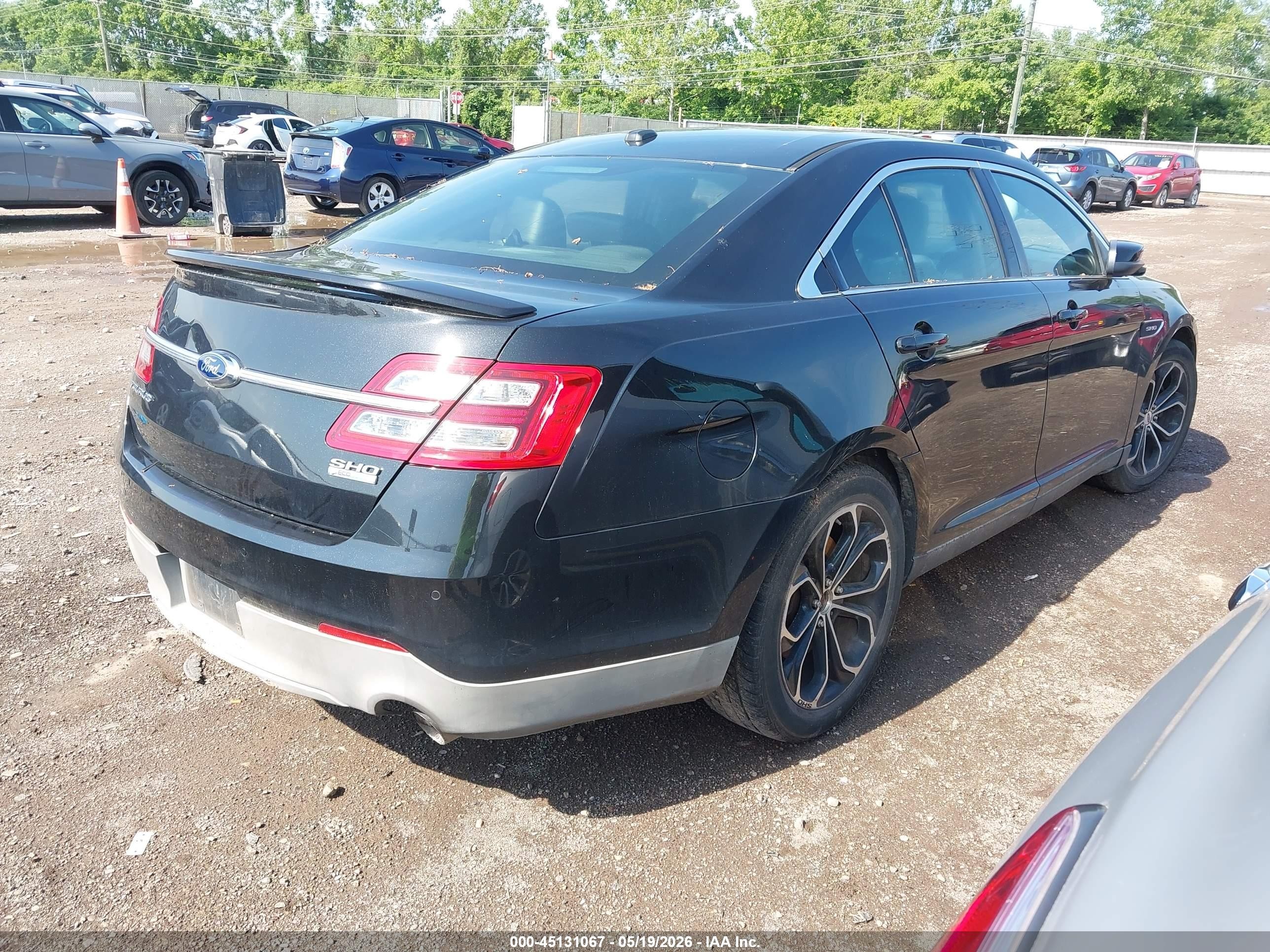 2013 Ford Taurus Sho Black vin: 1FAHP2KT3DG211729