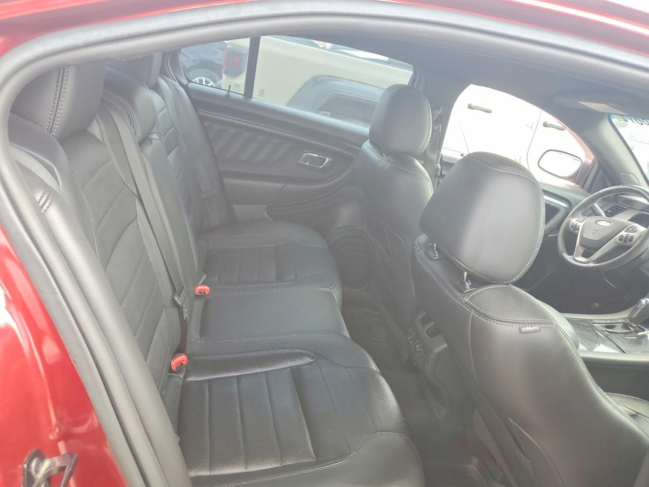 2015 Ford Taurus Sho Красный vin: 1FAHP2KT3FG128644