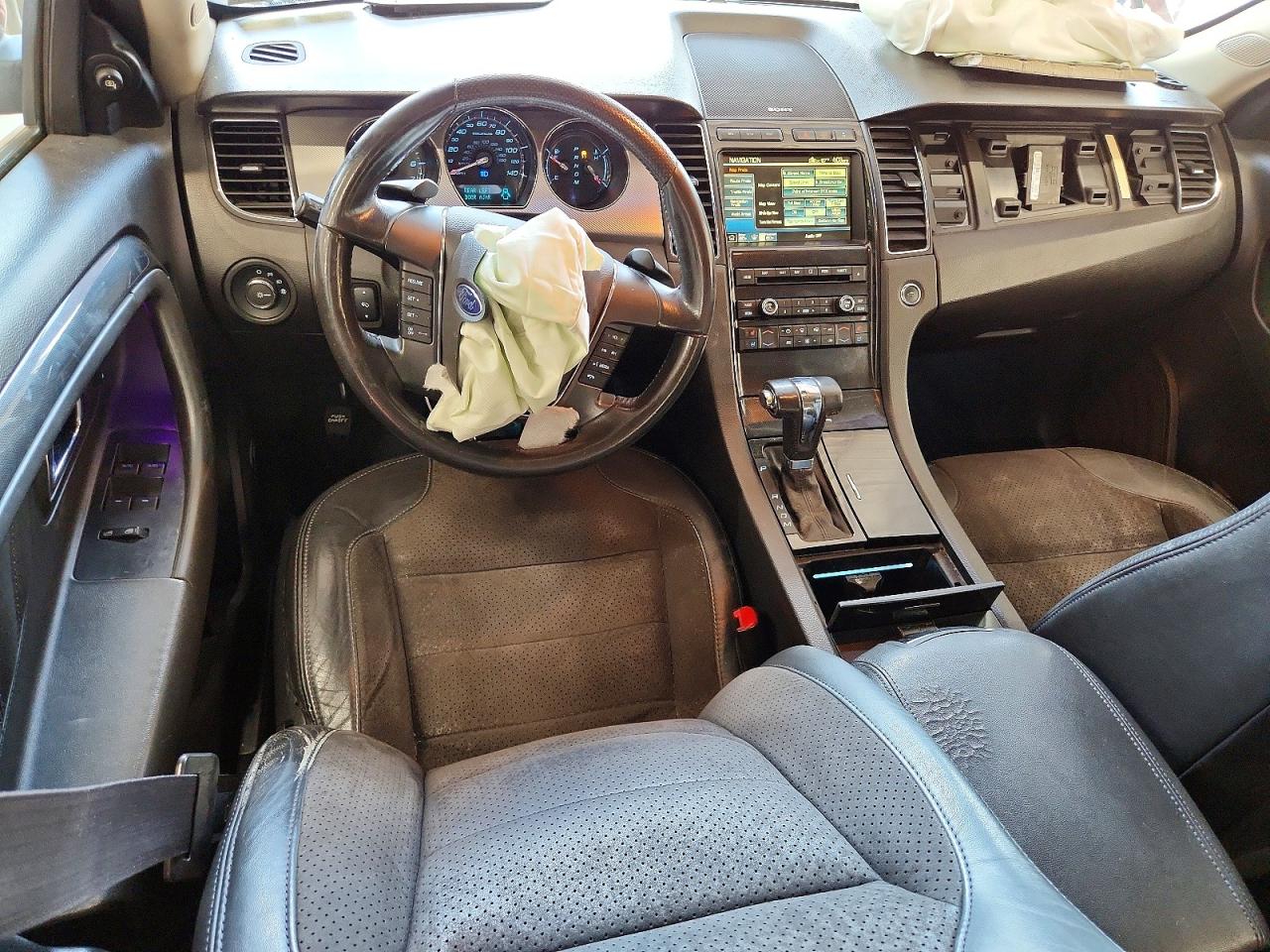 2010 Ford Taurus Sho Red vin: 1FAHP2KT5AG110008