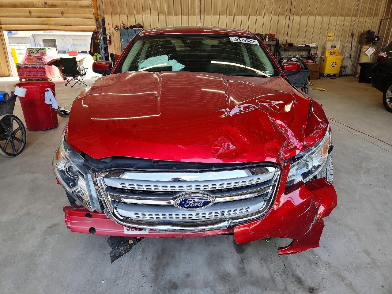 2010 Ford Taurus Sho Red vin: 1FAHP2KT5AG110008