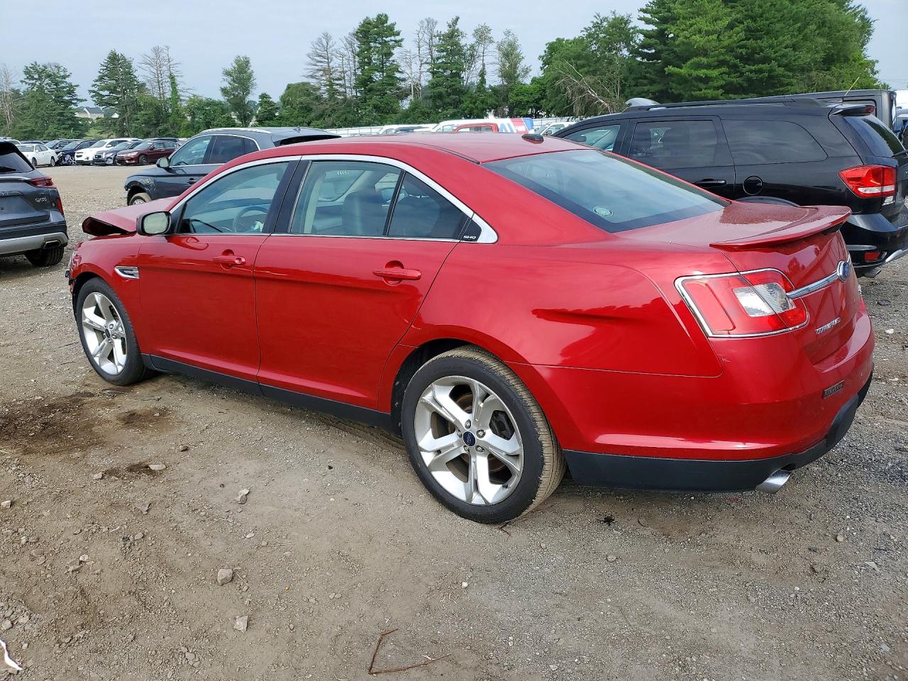 2010 Ford Taurus Sho Red vin: 1FAHP2KT5AG141629