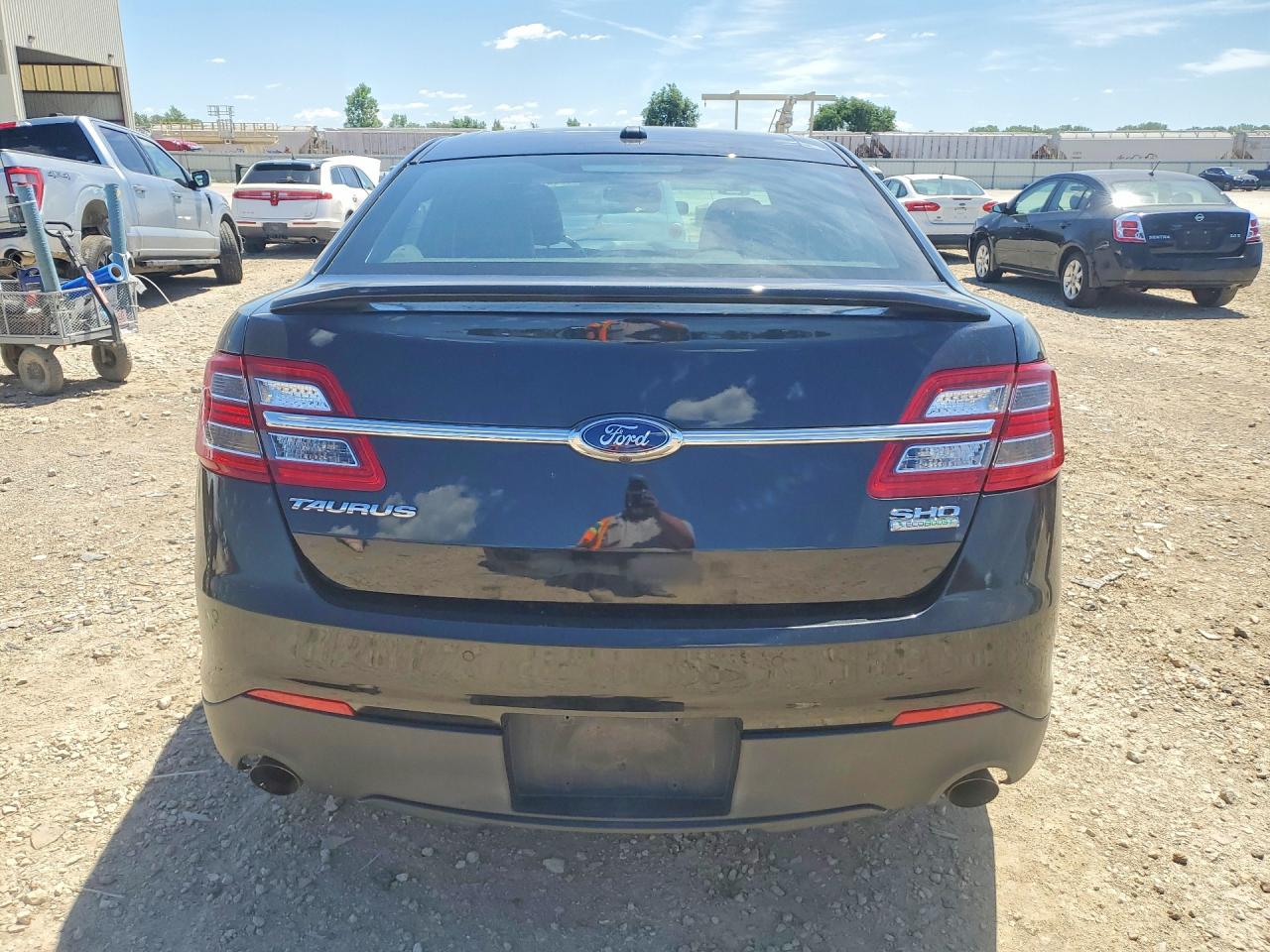 2014 Ford Taurus Sho Black vin: 1FAHP2KT5EG117482
