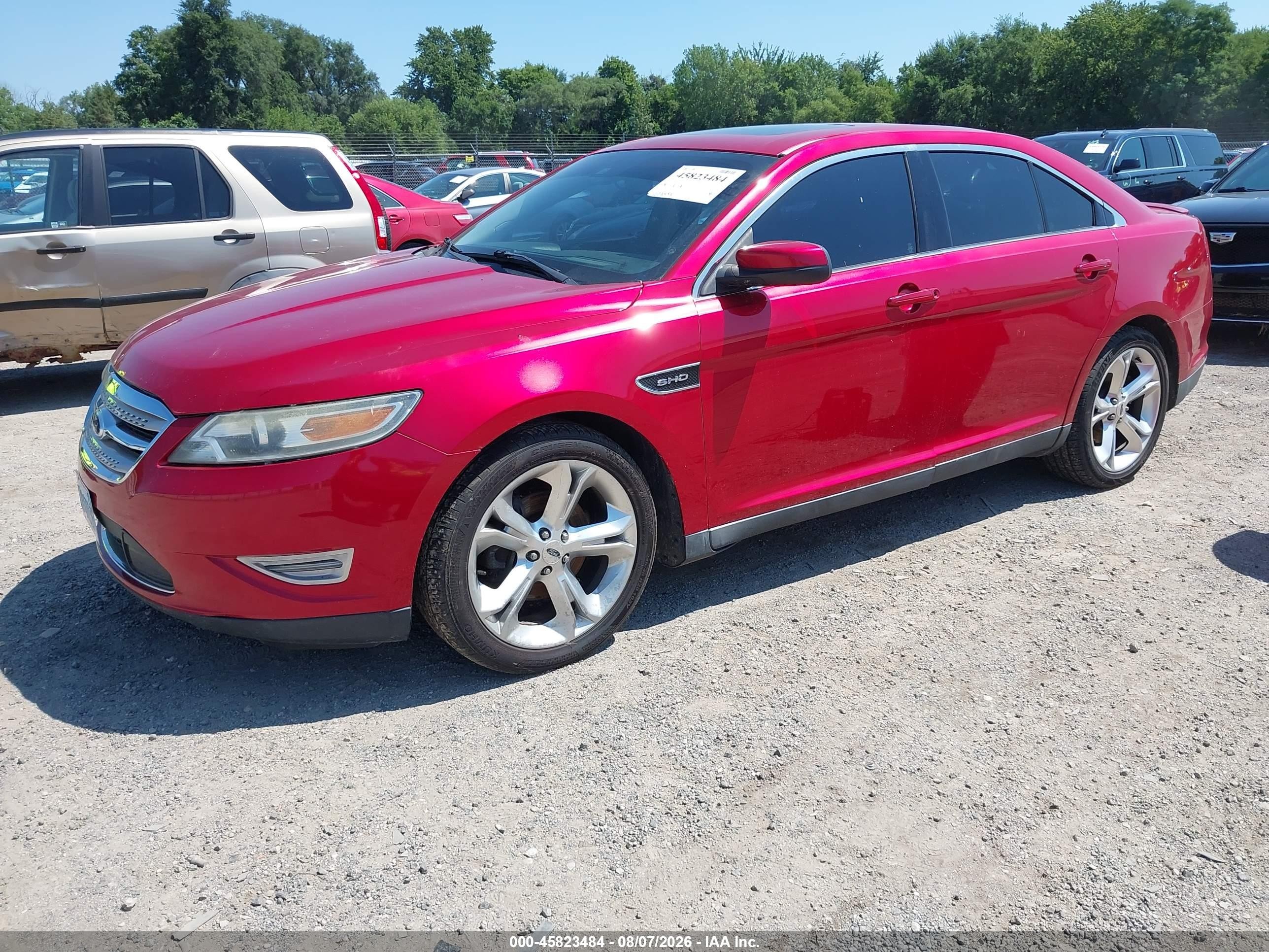 2011 Ford Taurus Sho Red vin: 1FAHP2KT6BG159400