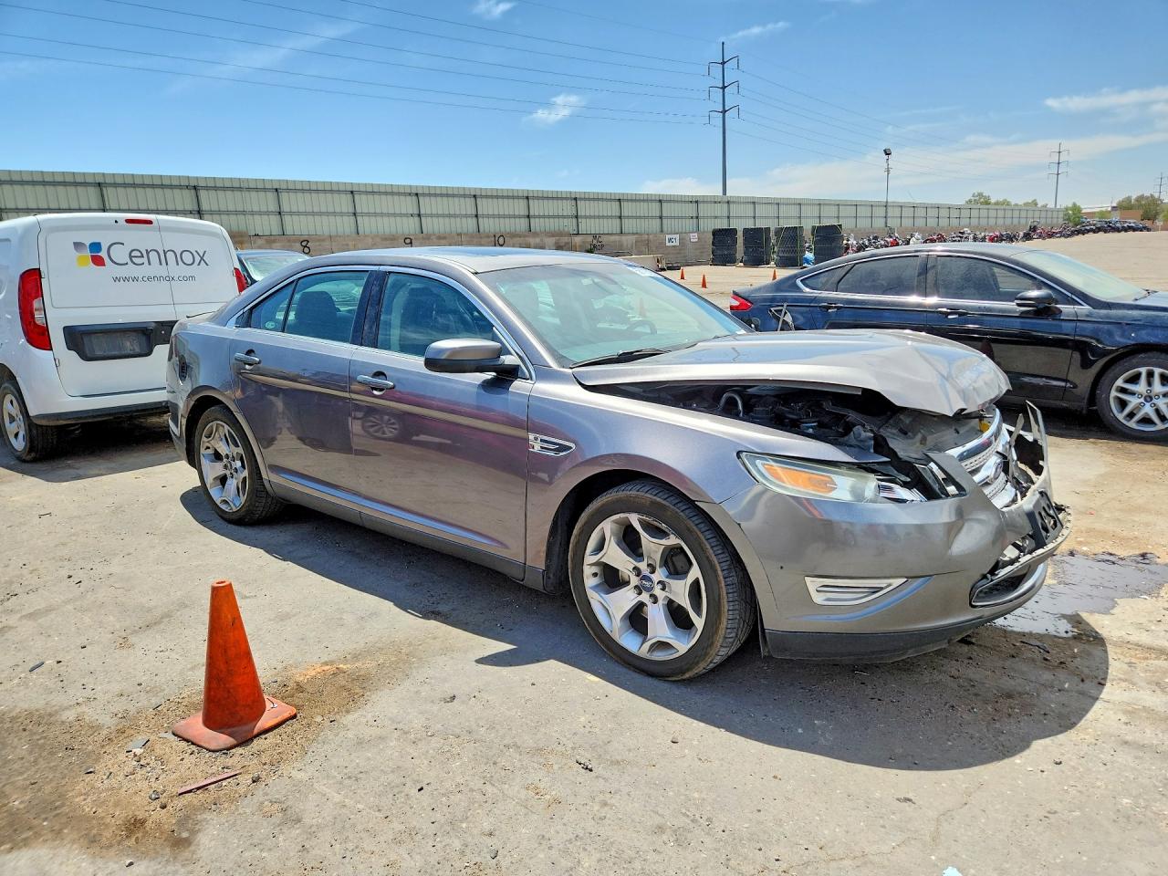 2011 Ford Taurus Sho Gray vin: 1FAHP2KT6BG167626