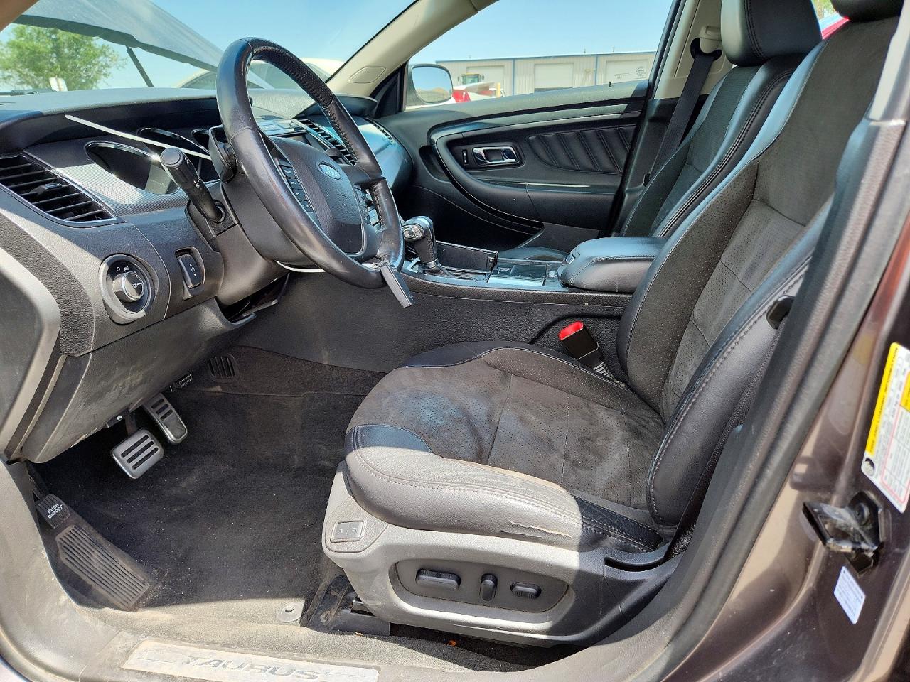 2011 Ford Taurus Sho Gray vin: 1FAHP2KT6BG167626