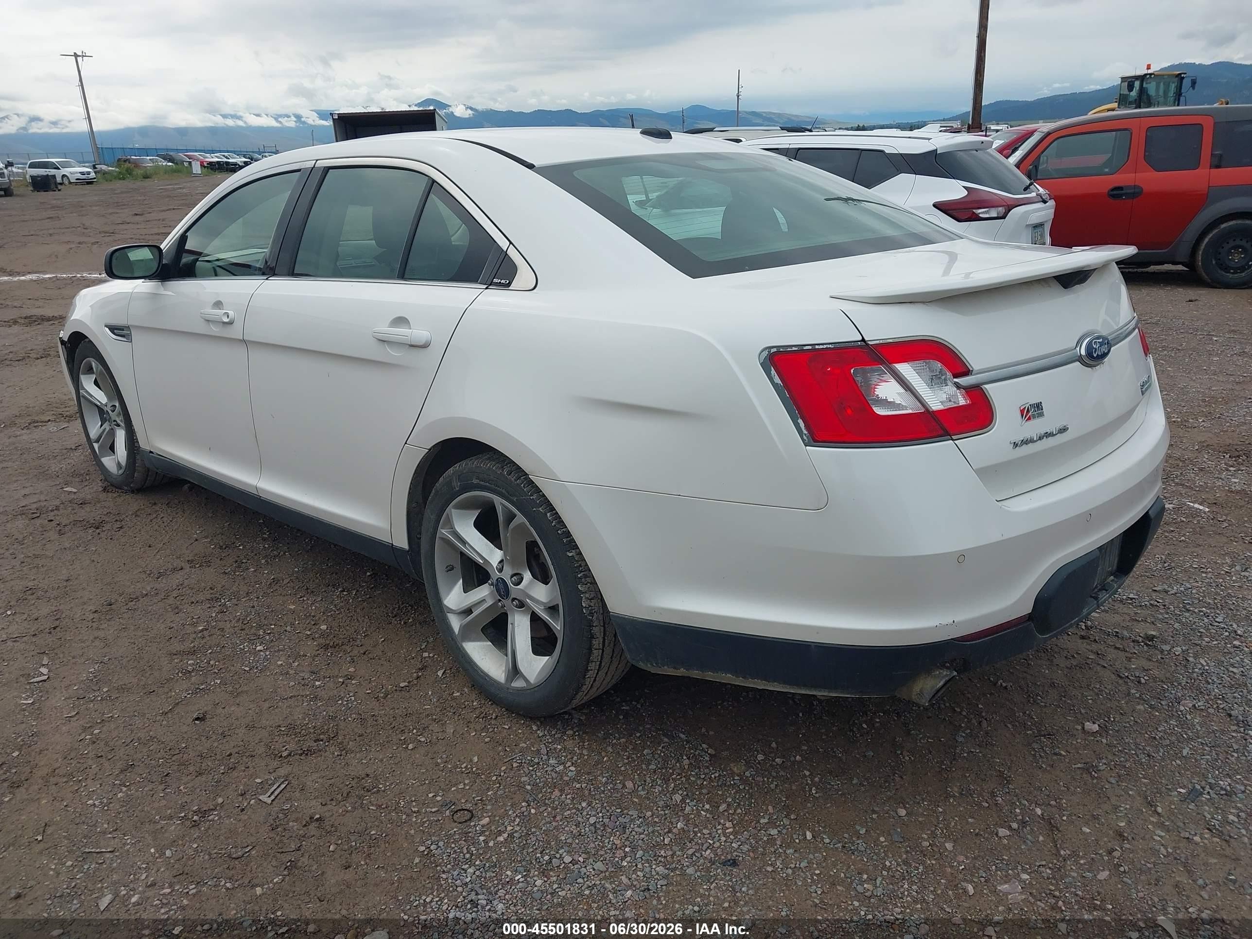 2011 Ford Taurus Sho Белый vin: 1FAHP2KT6BG177640