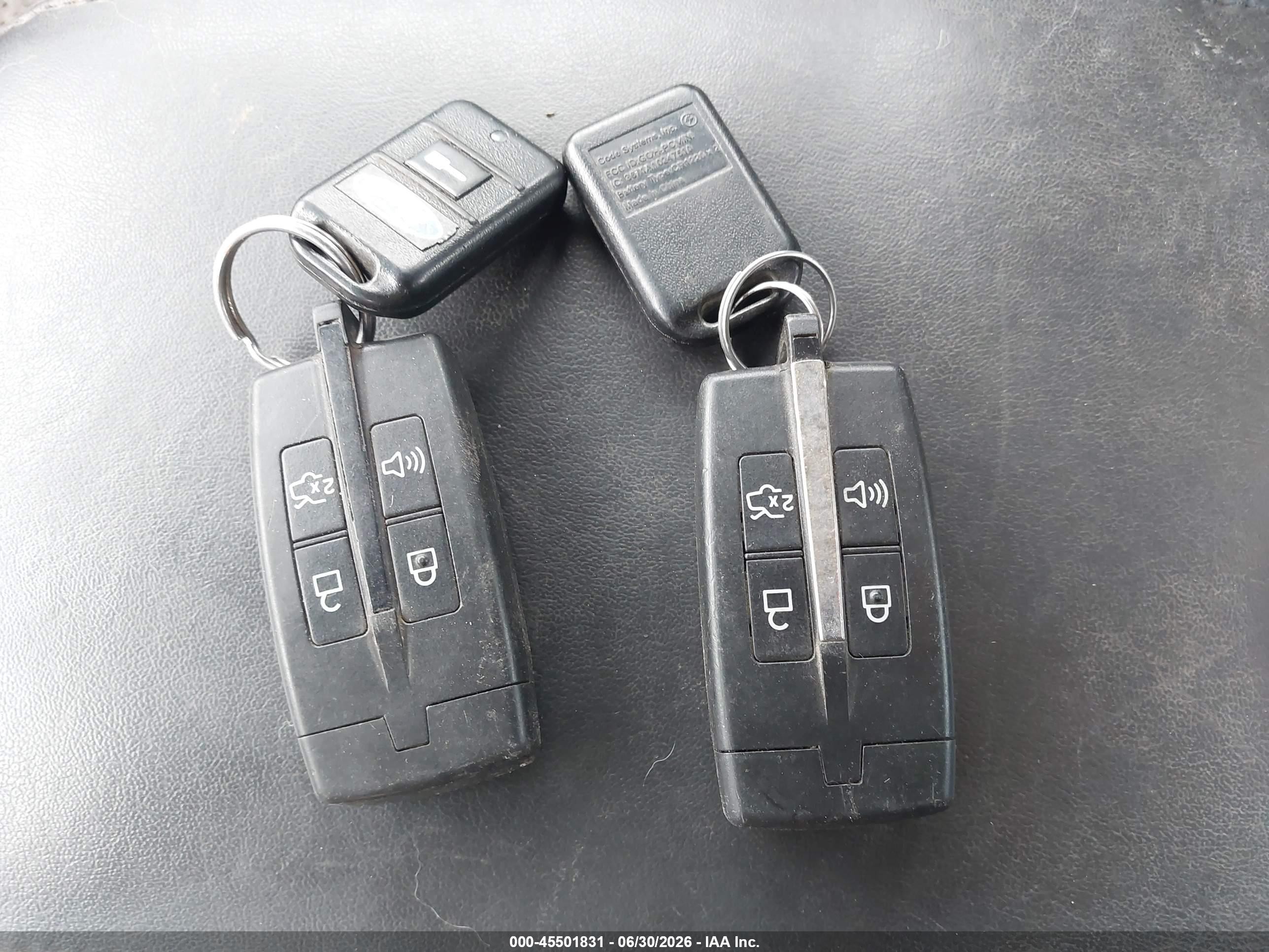 2011 Ford Taurus Sho Белый vin: 1FAHP2KT6BG177640