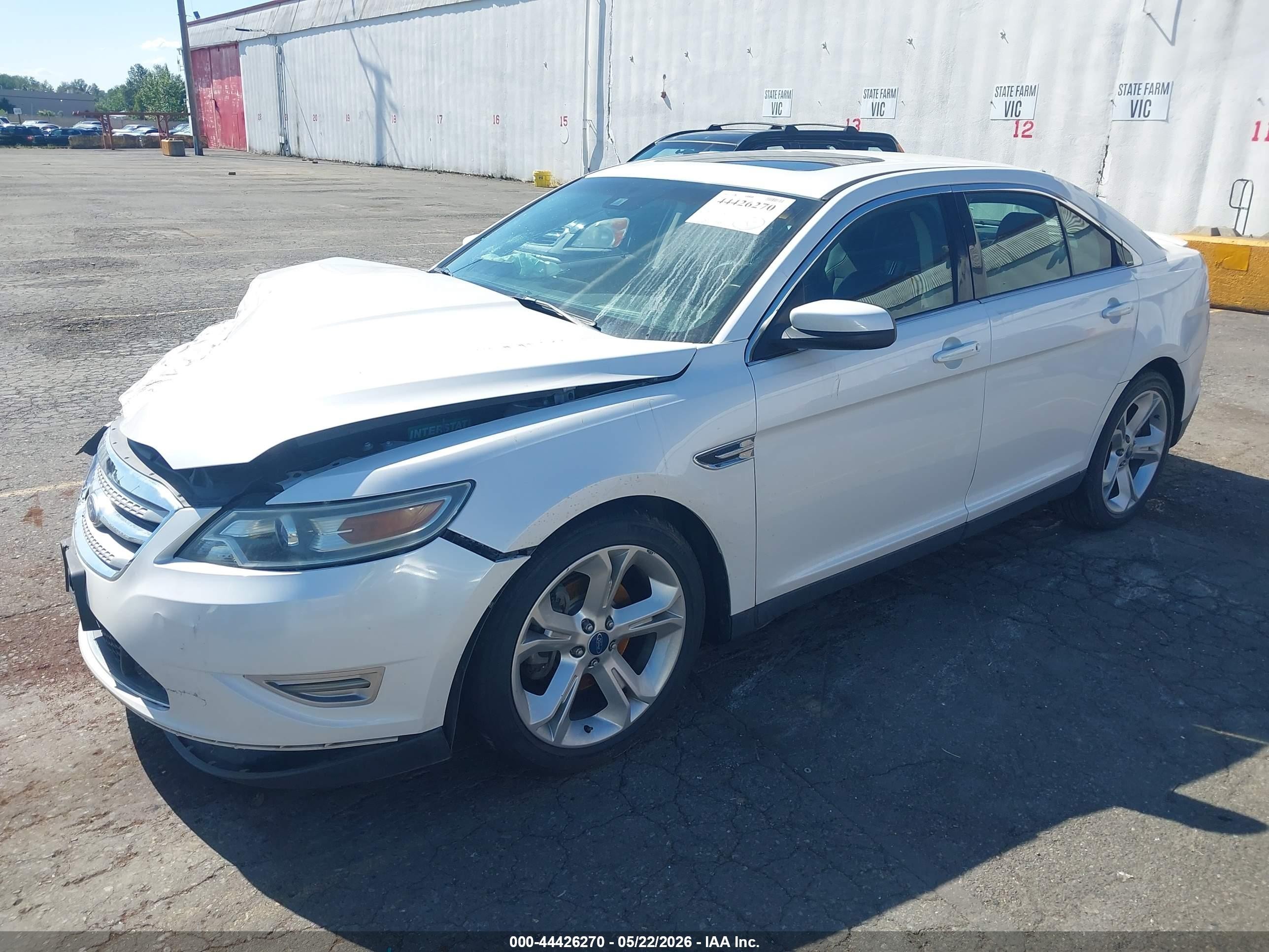 2012 Ford Taurus Sho White vin: 1FAHP2KT6CG135342