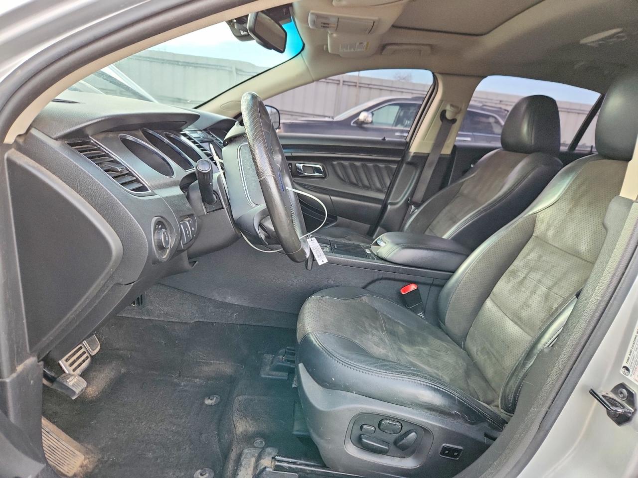 2012 Ford Taurus Sho Silver vin: 1FAHP2KT6CG139102